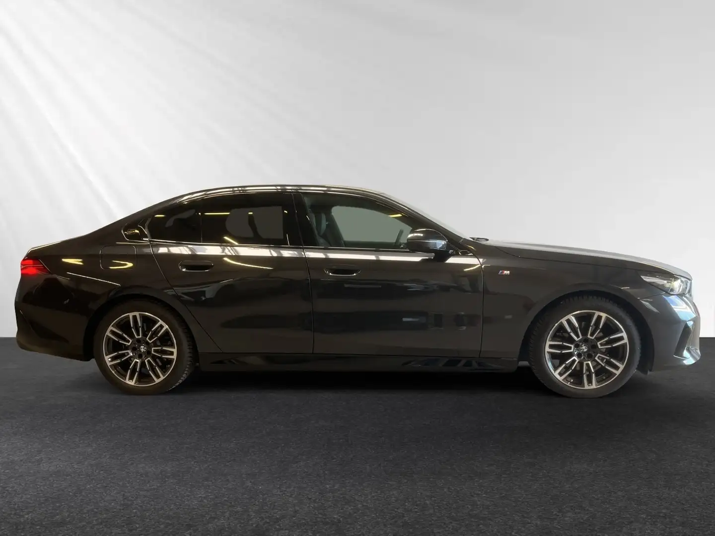 BMW 520 d M Sport|Pano|Standhzg.|H/K|DA+ Grau - 2