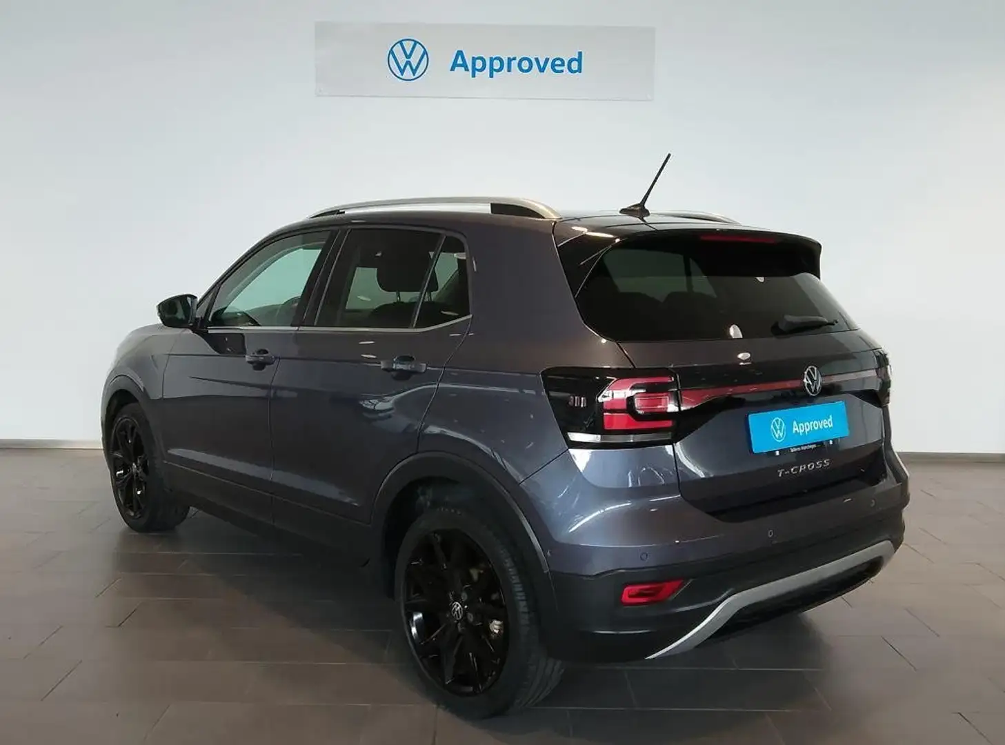 Volkswagen T-Cross 1.5 TSI Sport DSG7 110kW Gris - 2