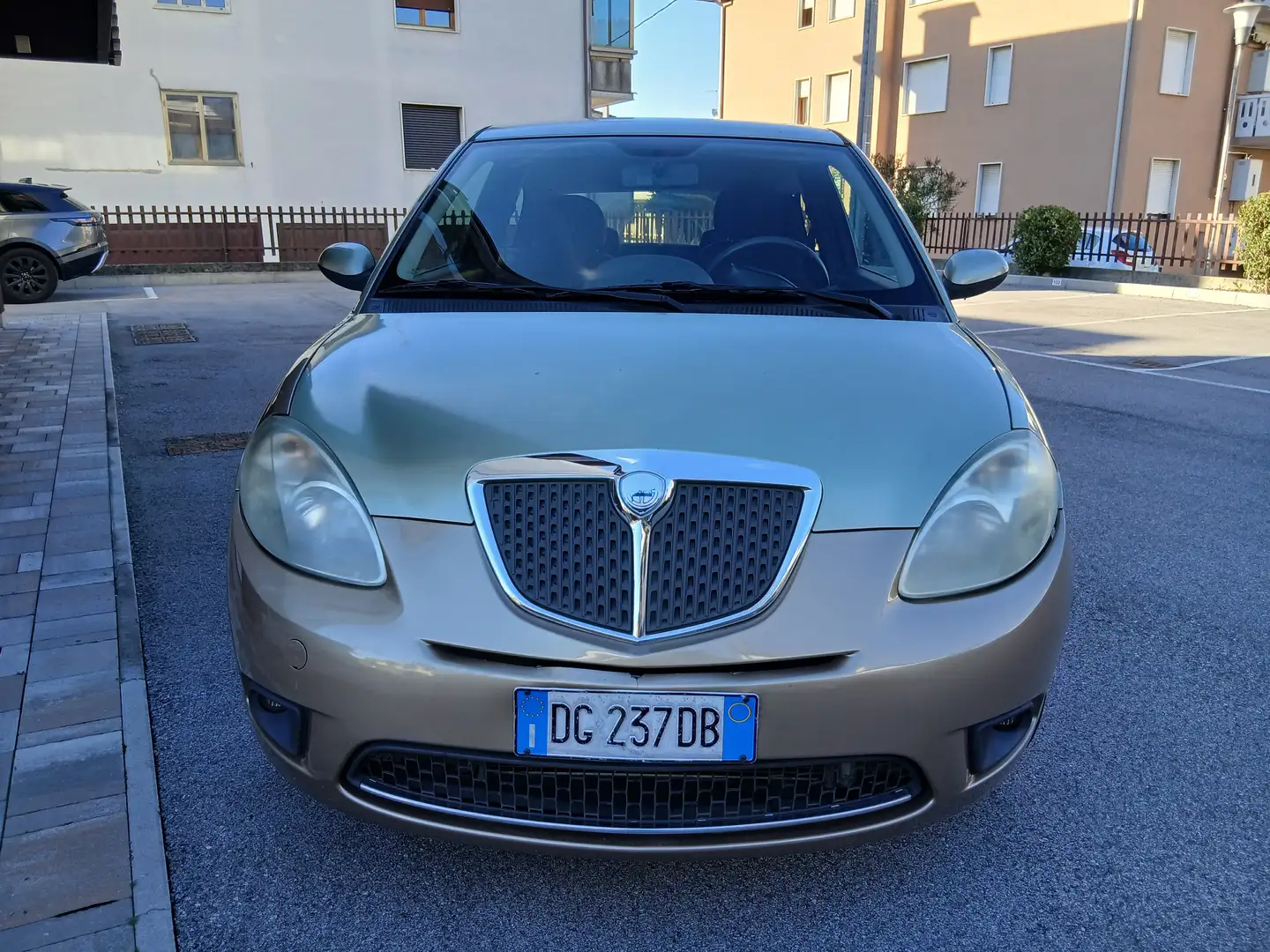 Lancia Ypsilon 1.2 8v Argento OK per neopatentati .... Grigio - 2