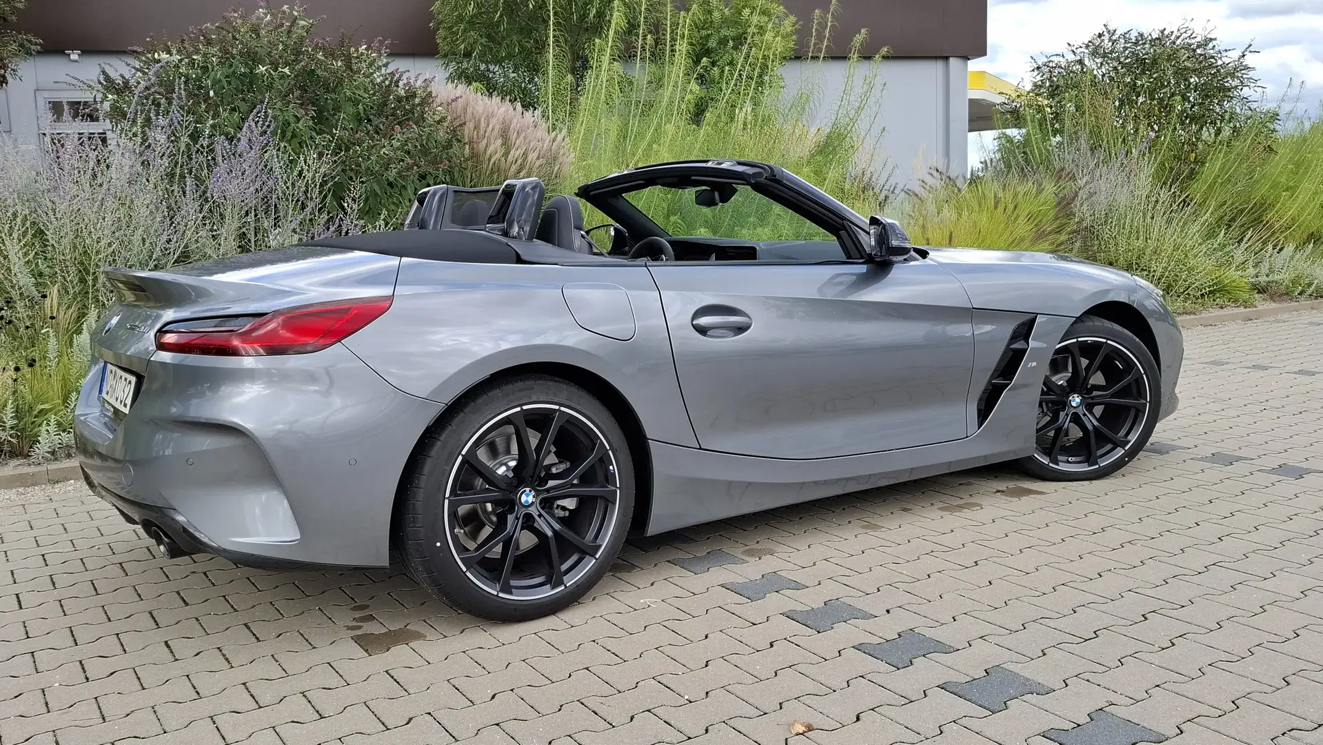BMW Z4 Z4 sDrive20i Aut. Grau - 1