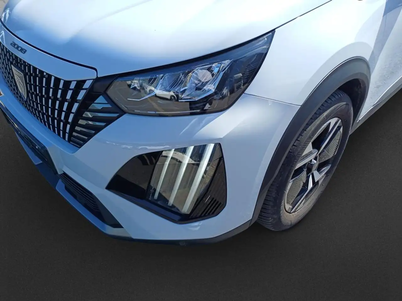 Peugeot 2008 Neuer 2008 Allure PureTech 100, миниатюра 9
