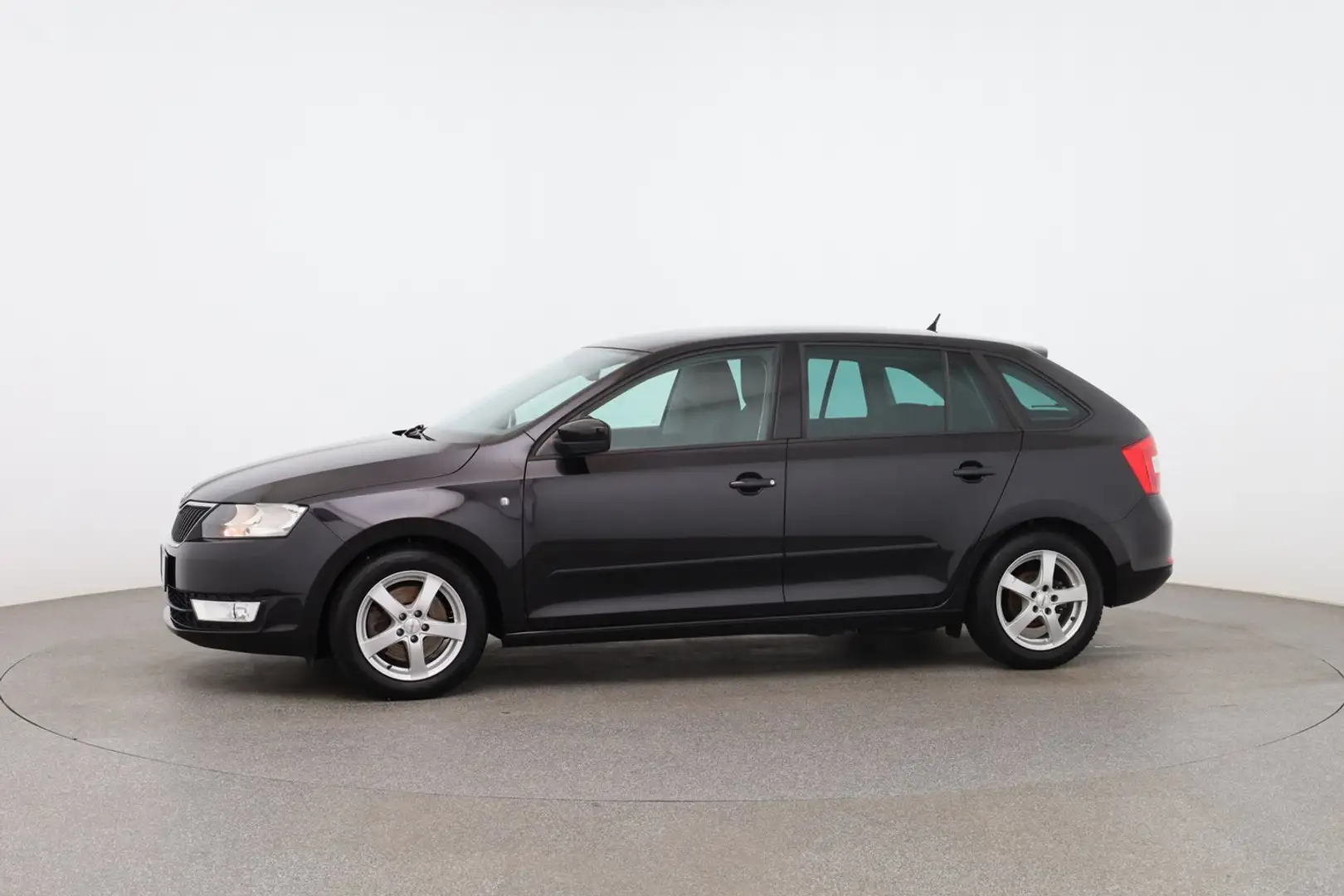 Skoda Rapid/Spaceback Spaceback Elegance TSI Siyah - 2