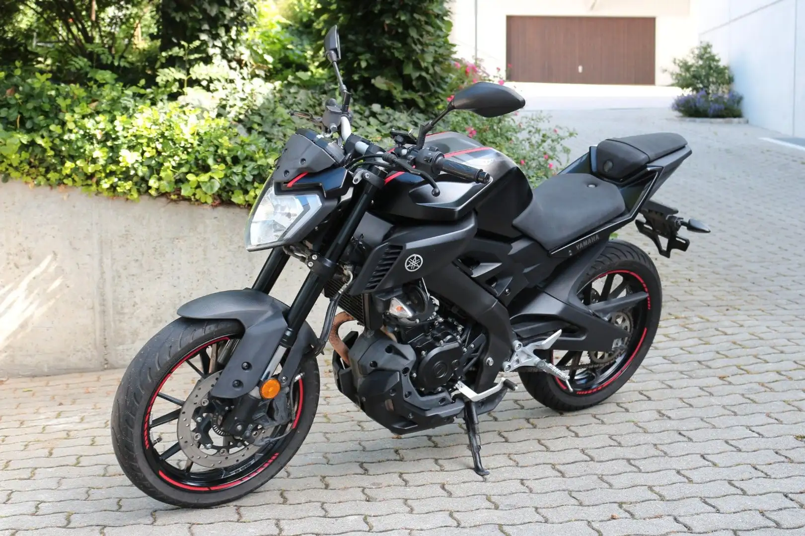 Yamaha MT-125 ABS Schwarz - 1