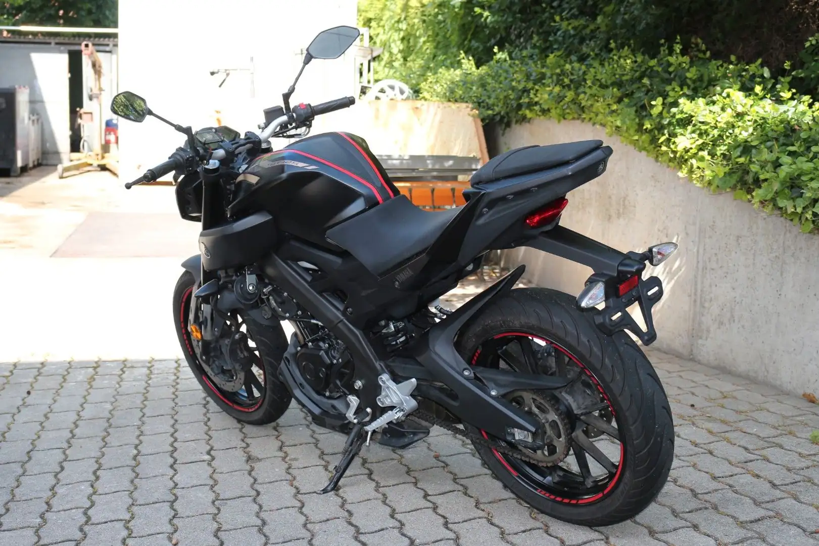 Yamaha MT-125 ABS Schwarz - 2