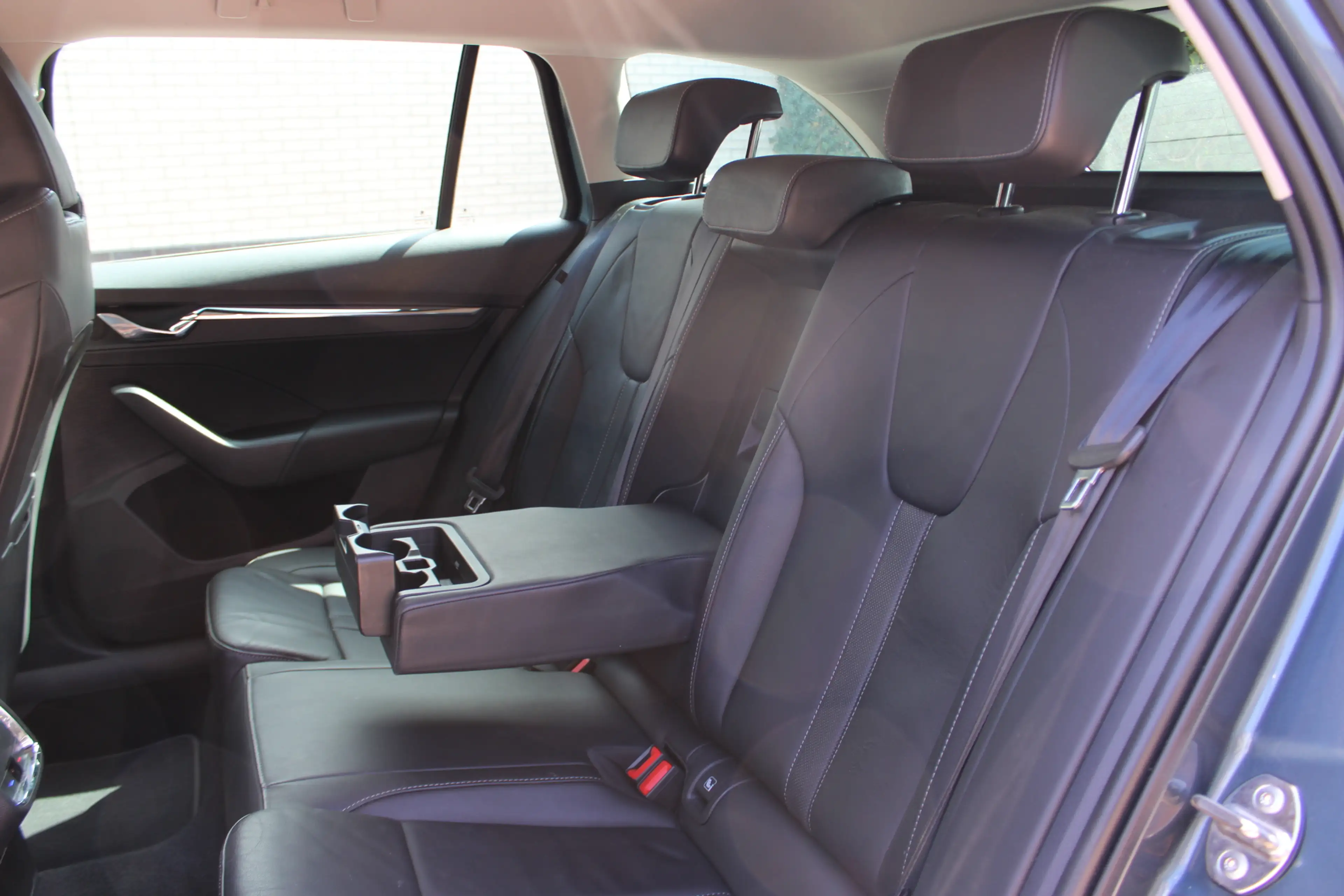 Skoda Octavia Combi 1.0 e-TSI Business Edition Plus | Trekhaak | — photo 38