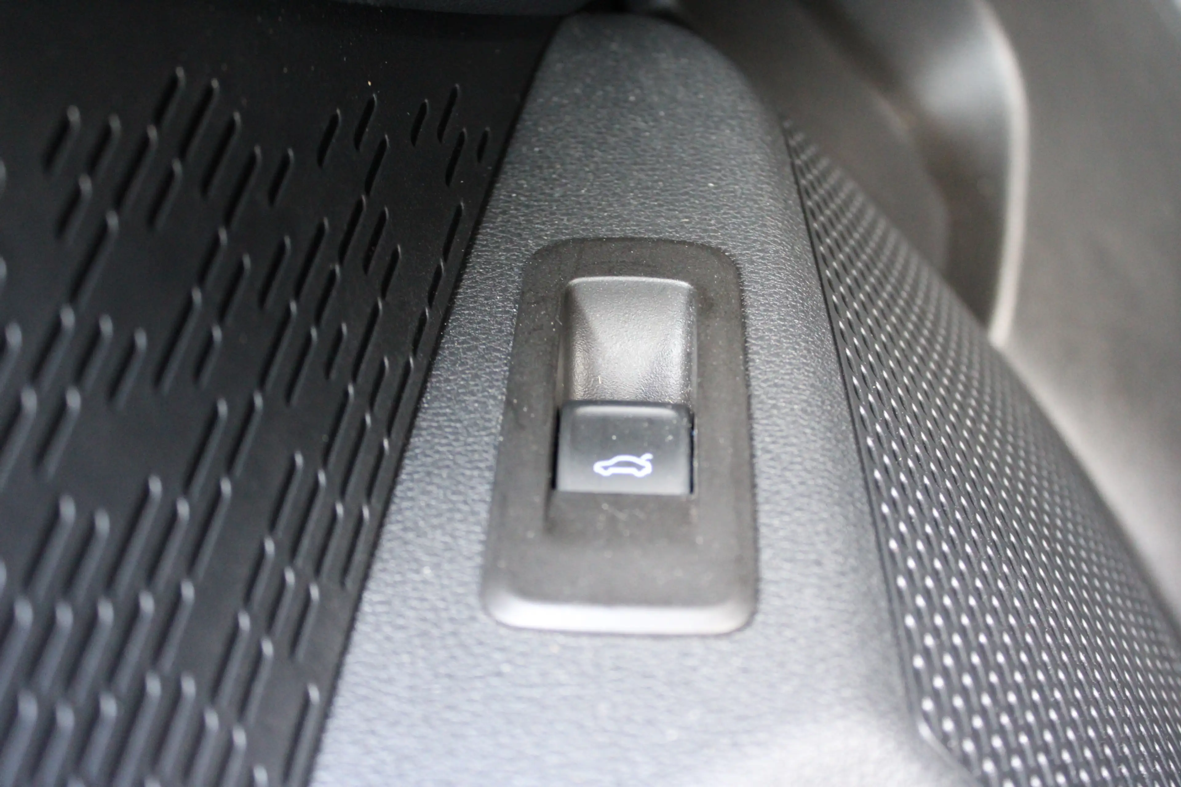 Skoda Octavia Combi 1.0 e-TSI Business Edition Plus | Trekhaak | — photo 14