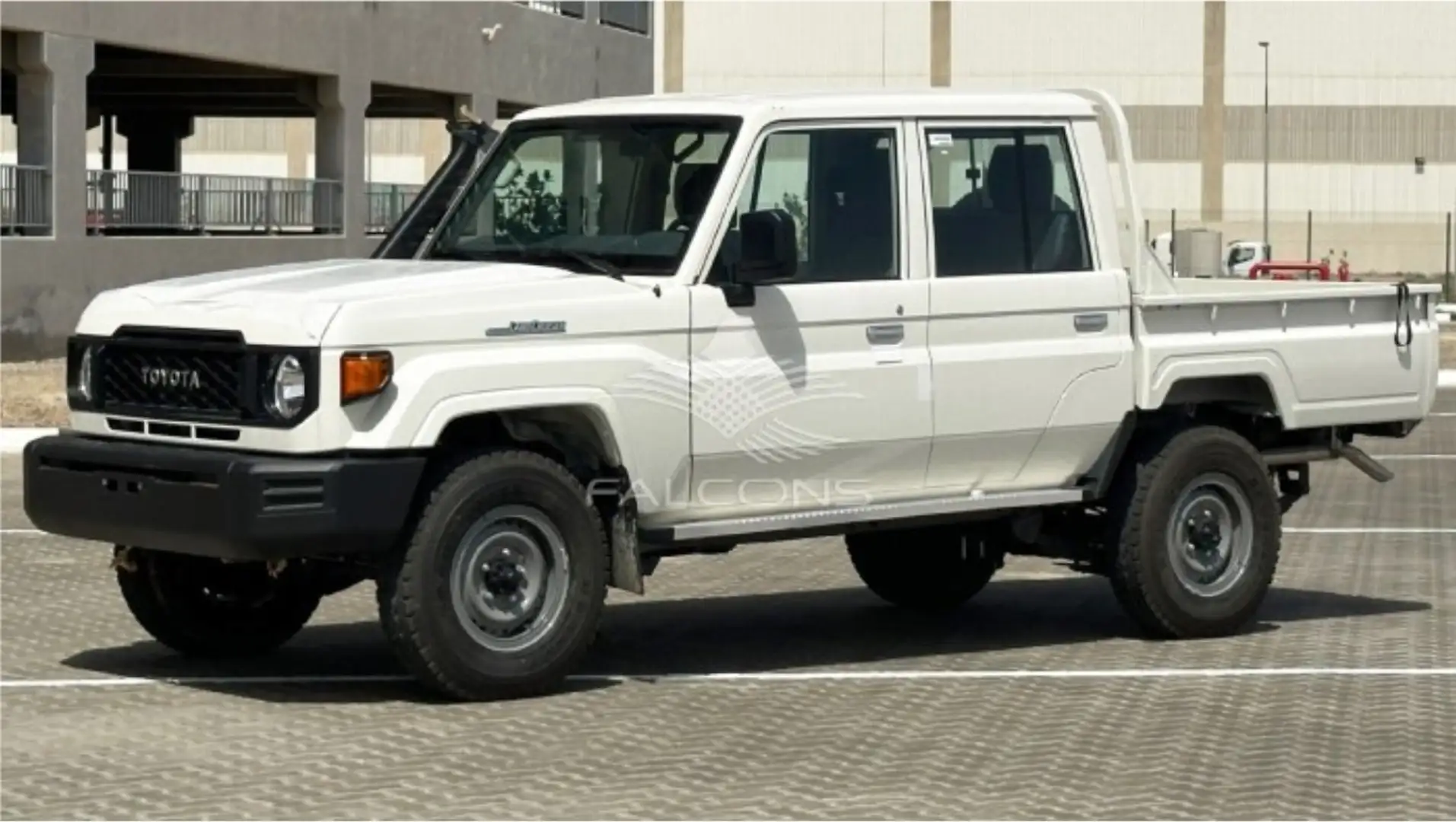 Toyota Land Cruiser HZJ 79 DC 4.2L D 6 CYL 2025 *FOR EXPORT OUT OF EU* Biały - 1