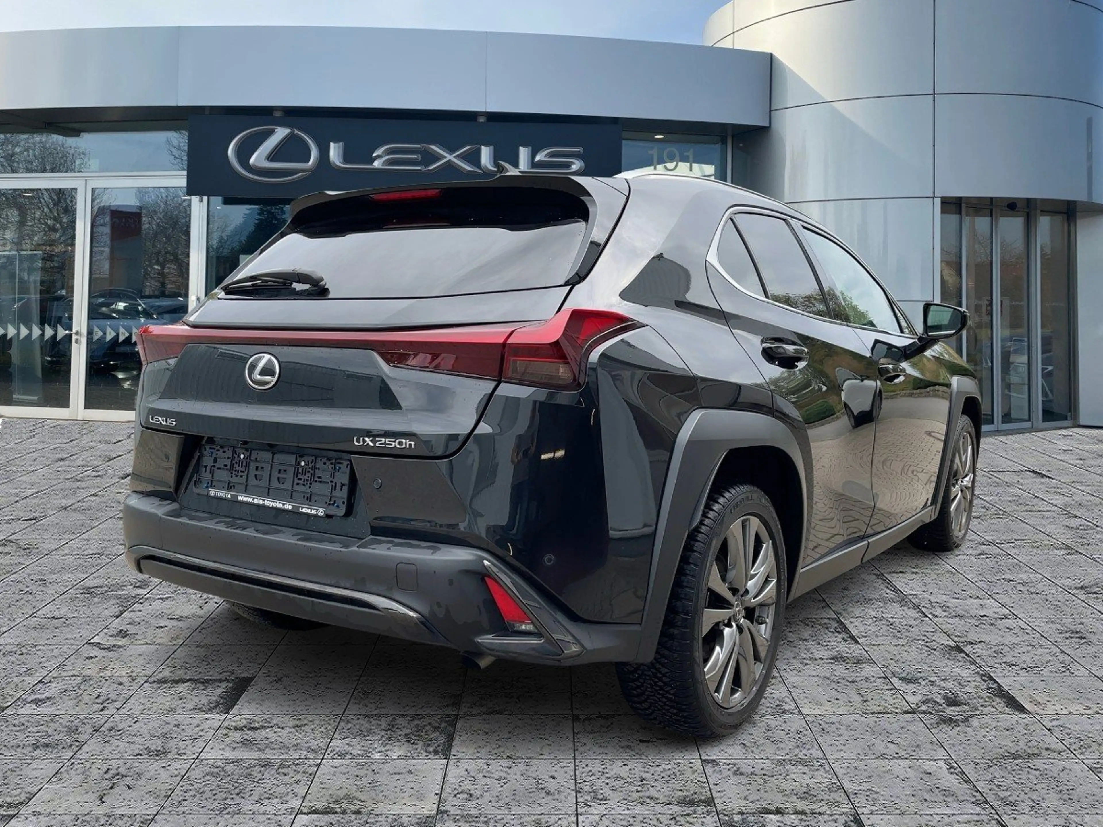 Lexus UX 250h F Sport Design Navi*ACC*KAM*SHZ*DAB — photo 5