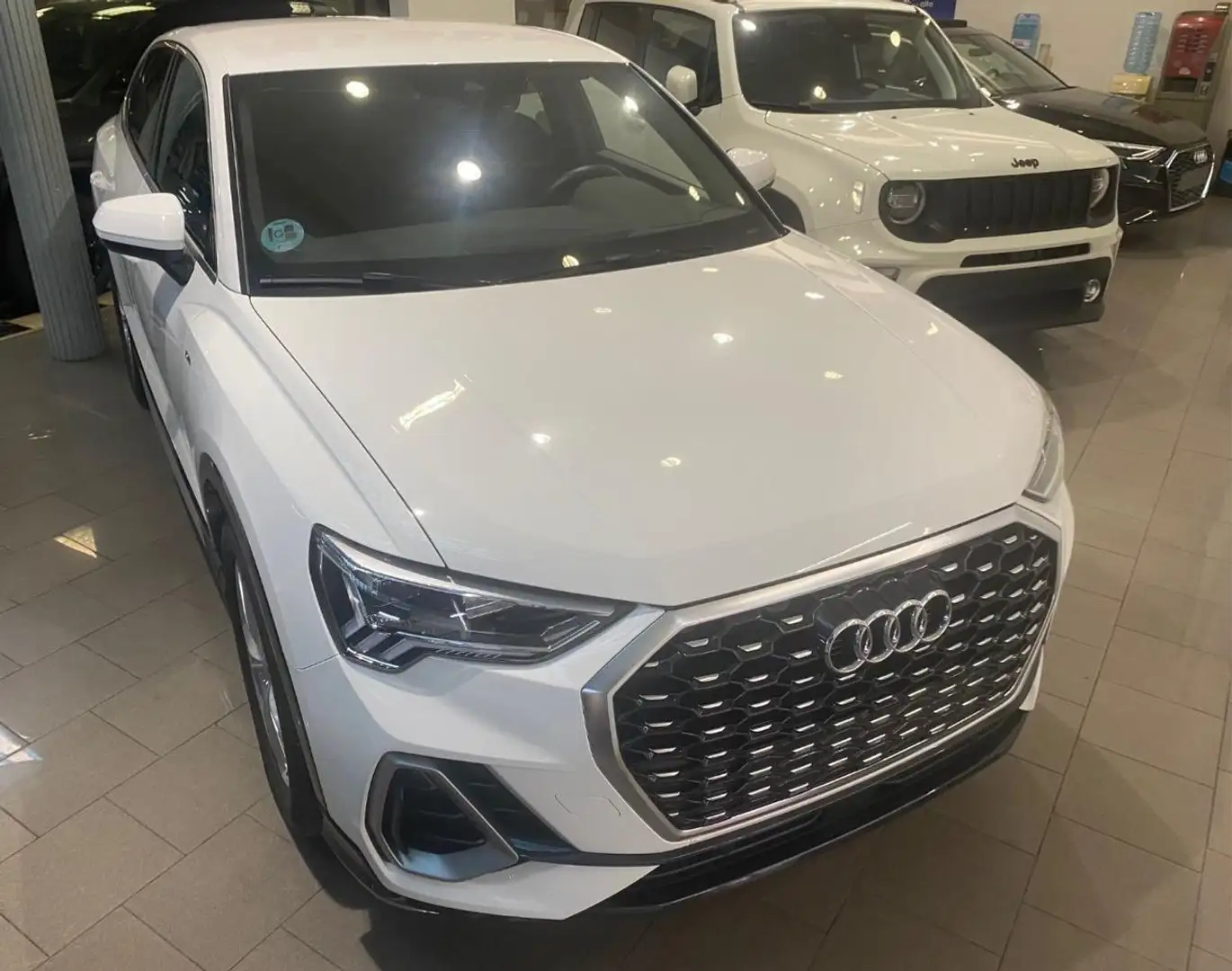Audi Q3 SPB 35 TDI S tronic S line edition Bianco - 1