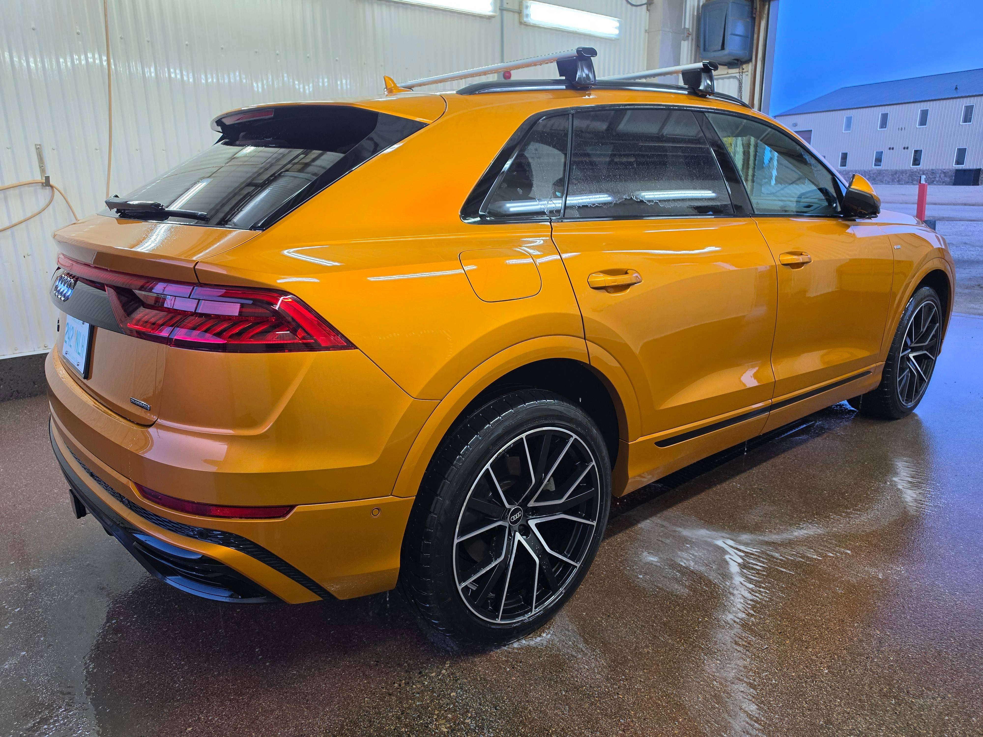 2021 Audi Q8 Technik thumb 9