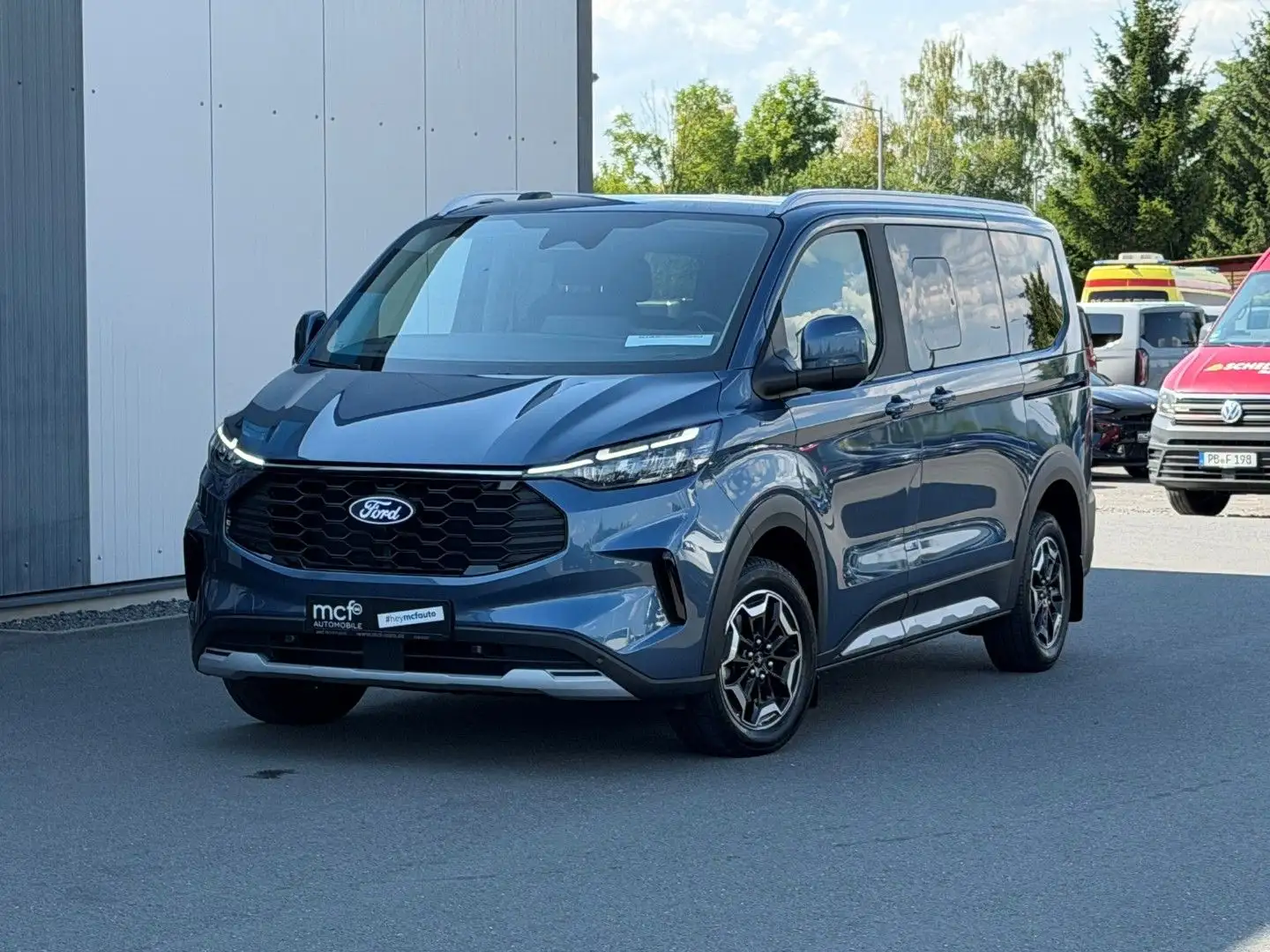 FORD Tourneo