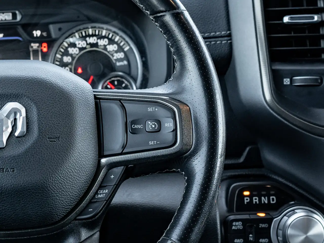 RAM 1500 fotografie RAM 1500