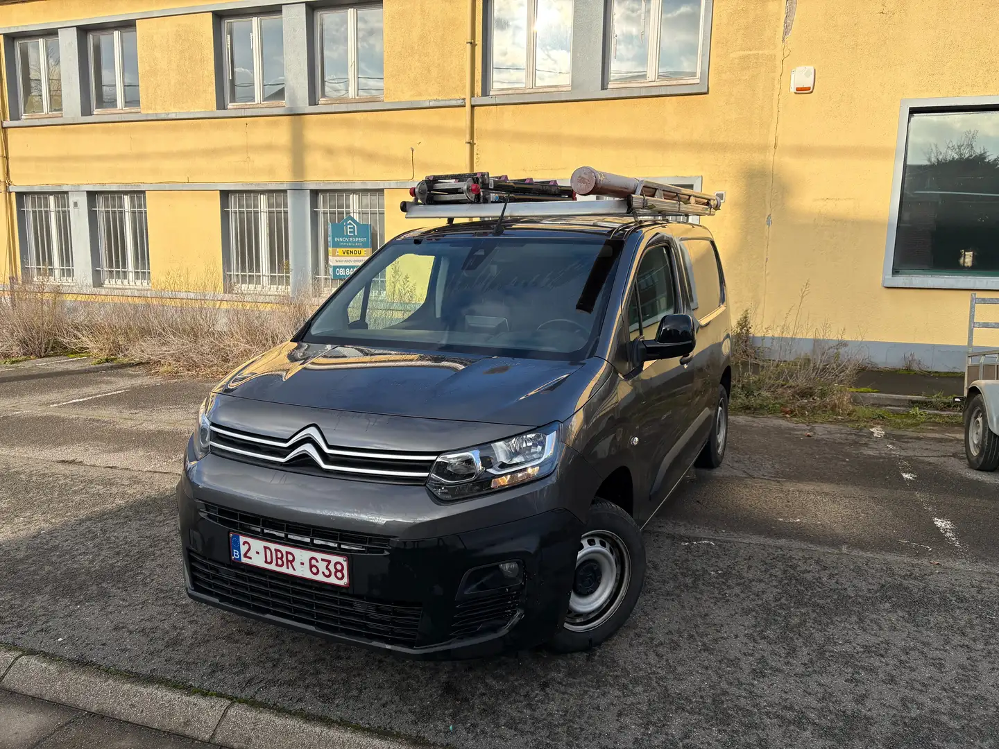 Citroen Berlingo GPS + CarPlay + !!!Gallerie de toit!!! + Camera Ezüst - 1