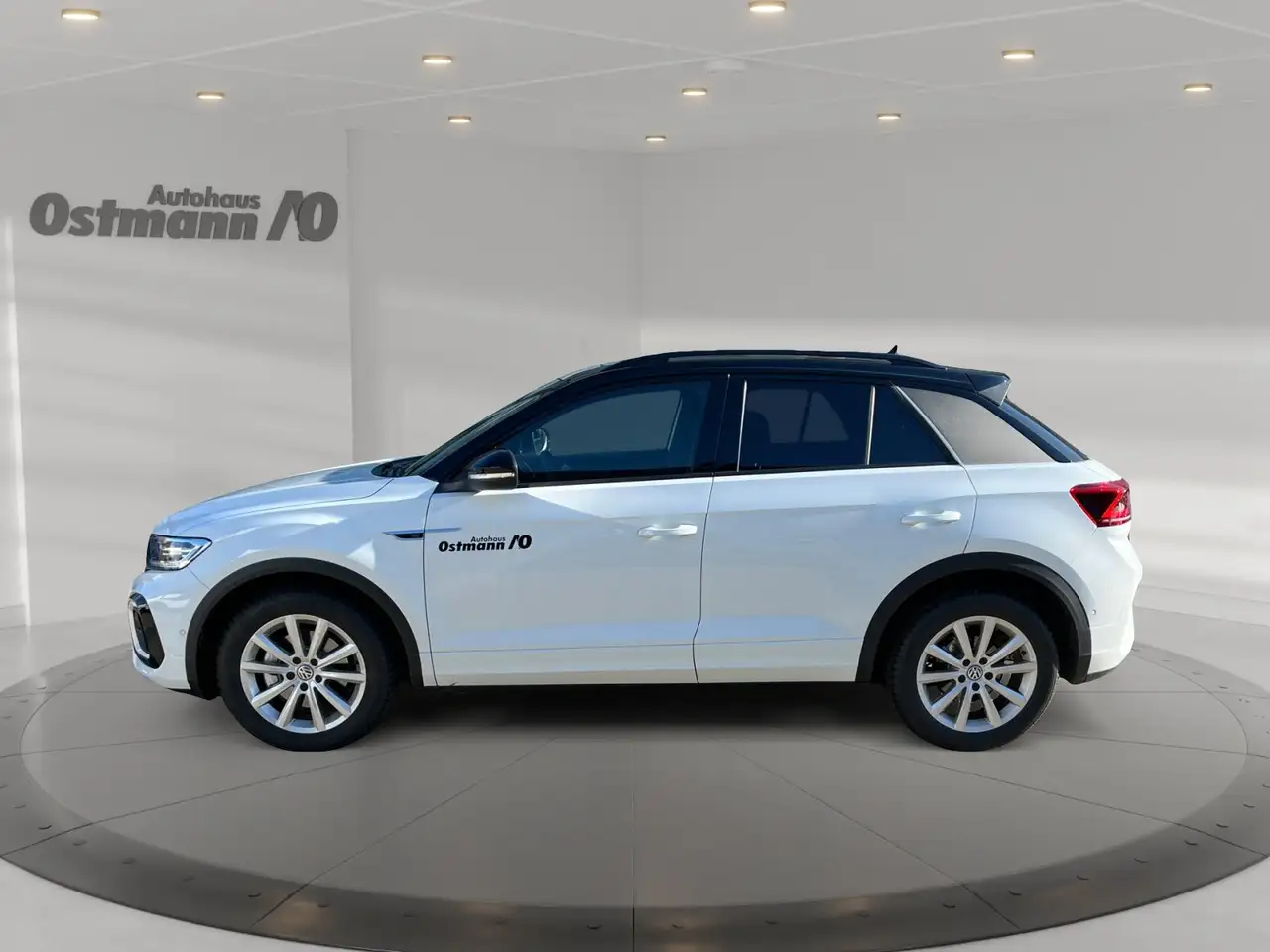 Volkswagen T-Roc 1.5 TSI R-Line 2xKlima ACC AHK AUT Kam. SD 2