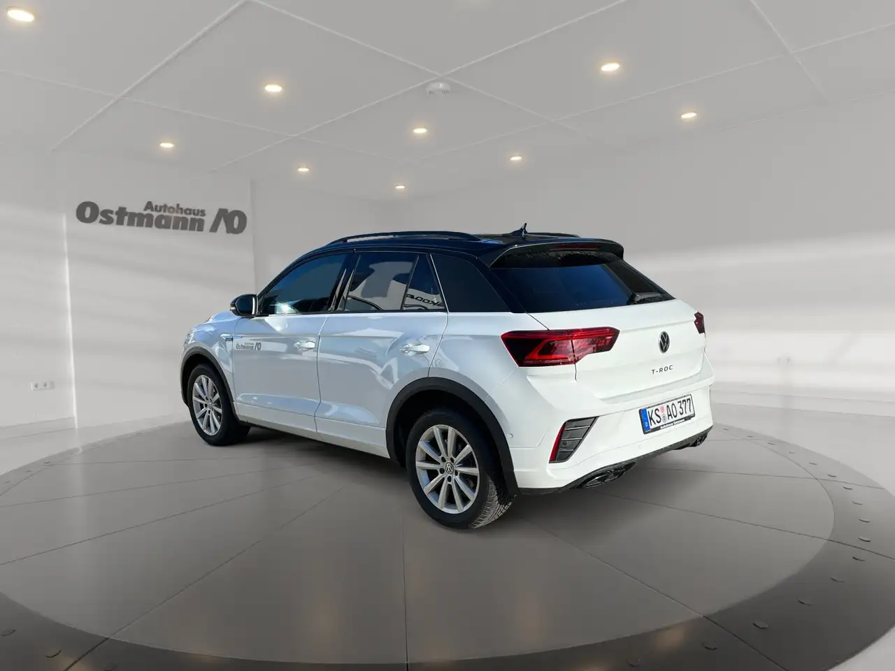 Volkswagen T-Roc 1.5 TSI R-Line 2xKlima ACC AHK AUT Kam. SD 3