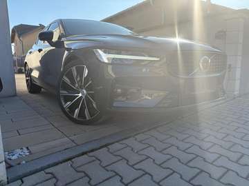 S60 B4 Ultimate Dark Aut. Ultimate Dark