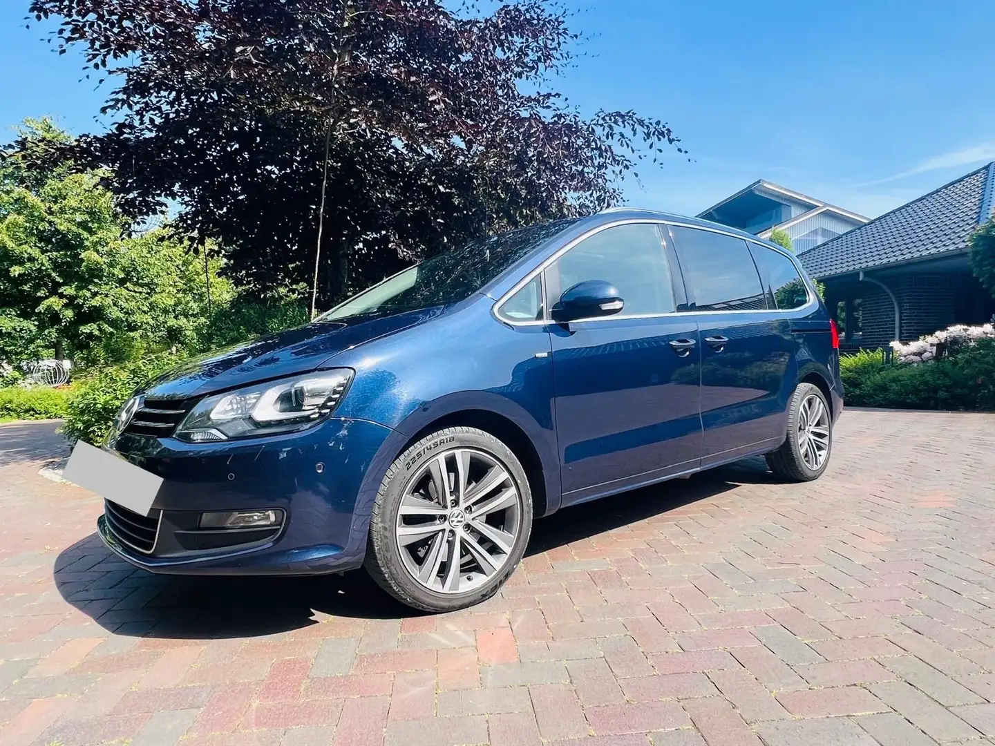 Volkswagen Sharan Sharan 2.0 TDI DSG BlueMotion Technology Life Blau - 2
