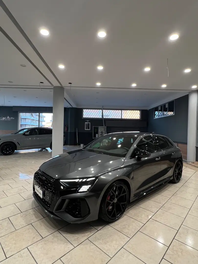 Audi A3 RS 3 SPB TFSI quattro S tronic Grau - 2