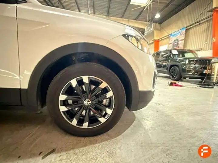 Volkswagen T-Cross Advance 1.0 TSI 2023, foto 24