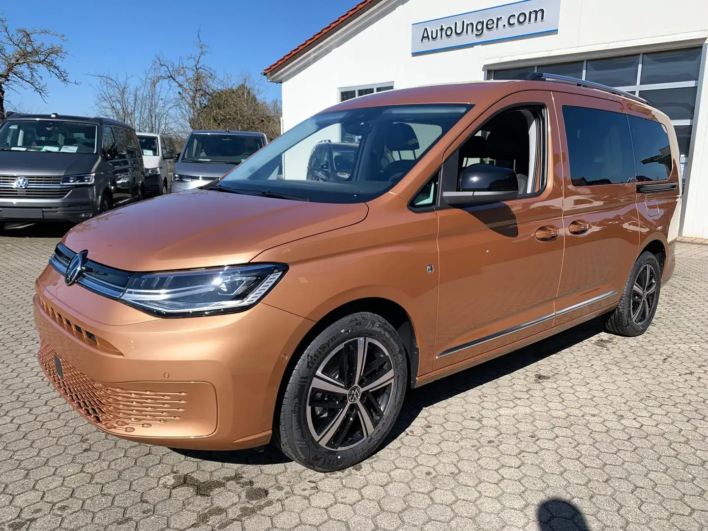 Volkswagen Caddy Style AHK Navi Side+Lane+TravelAssist Бронзовий - 1