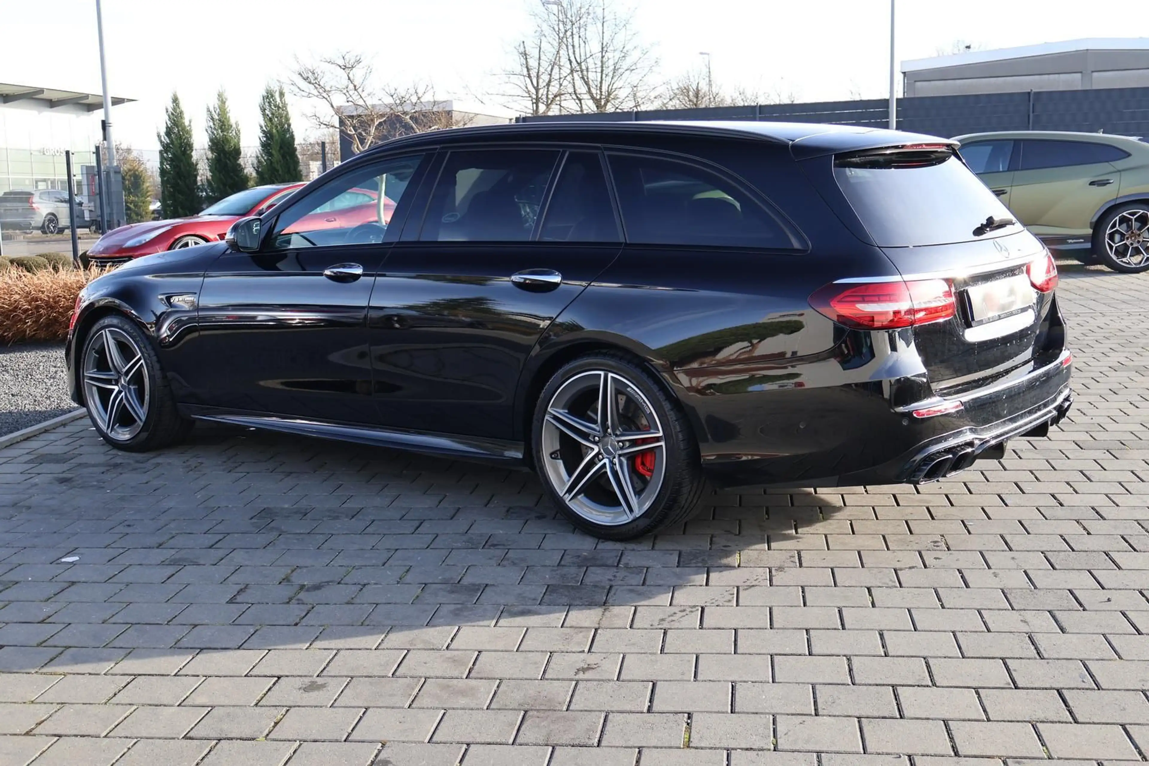 Mercedes-Benz E 63 AMG E 63s T AMG 4M DISTRONIC-Kamera-KeyGo — photo 7