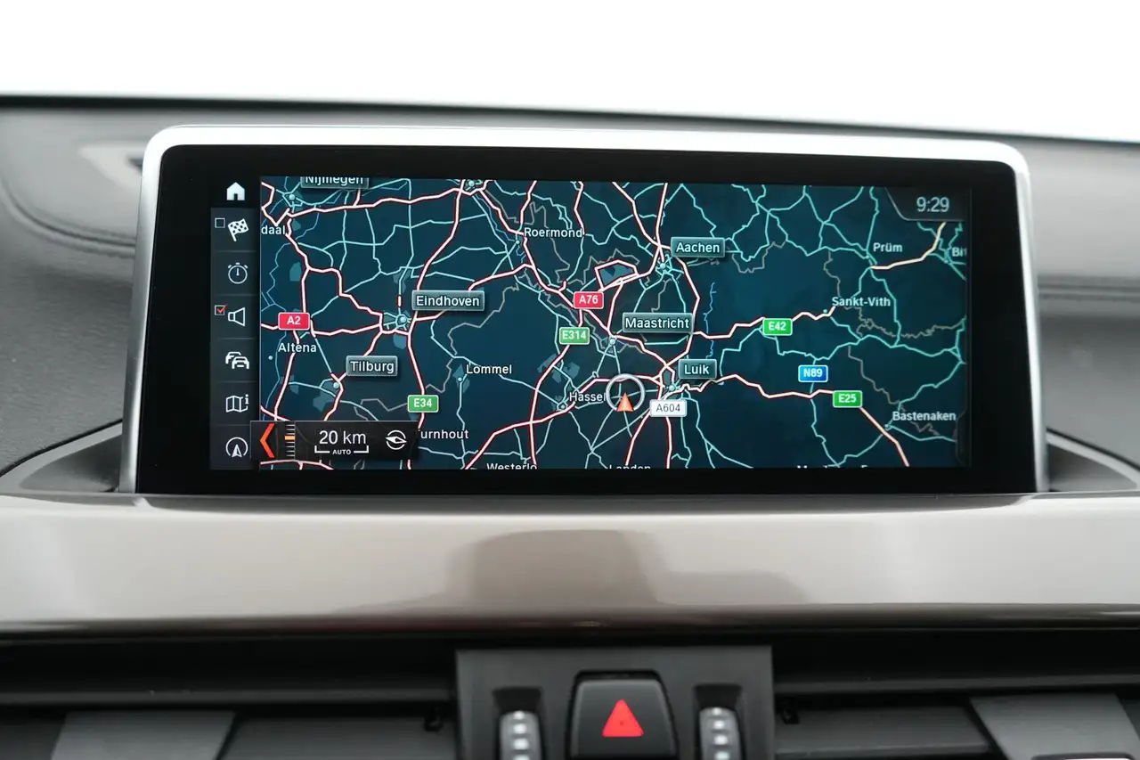 BMW X1 2.0 sDrive18dA xLine Business LEDER/STOF LED GPS P, миниатюра 8