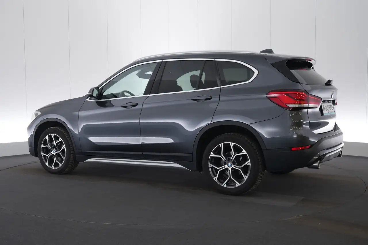 BMW X1 2.0 sDrive18dA xLine Business LEDER/STOF LED GPS P
