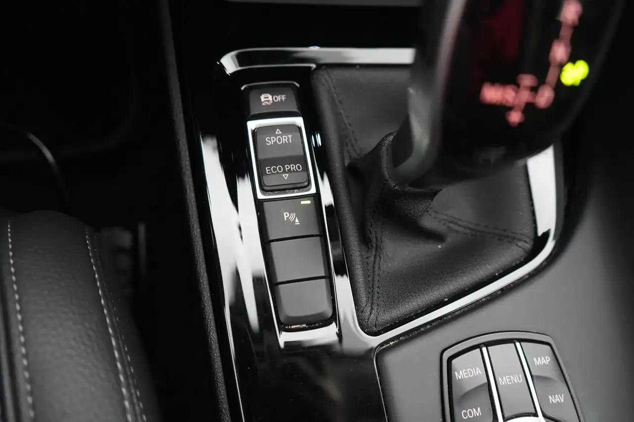 BMW X1 2.0 sDrive18dA xLine Business LEDER/STOF LED GPS P, миниатюра 20