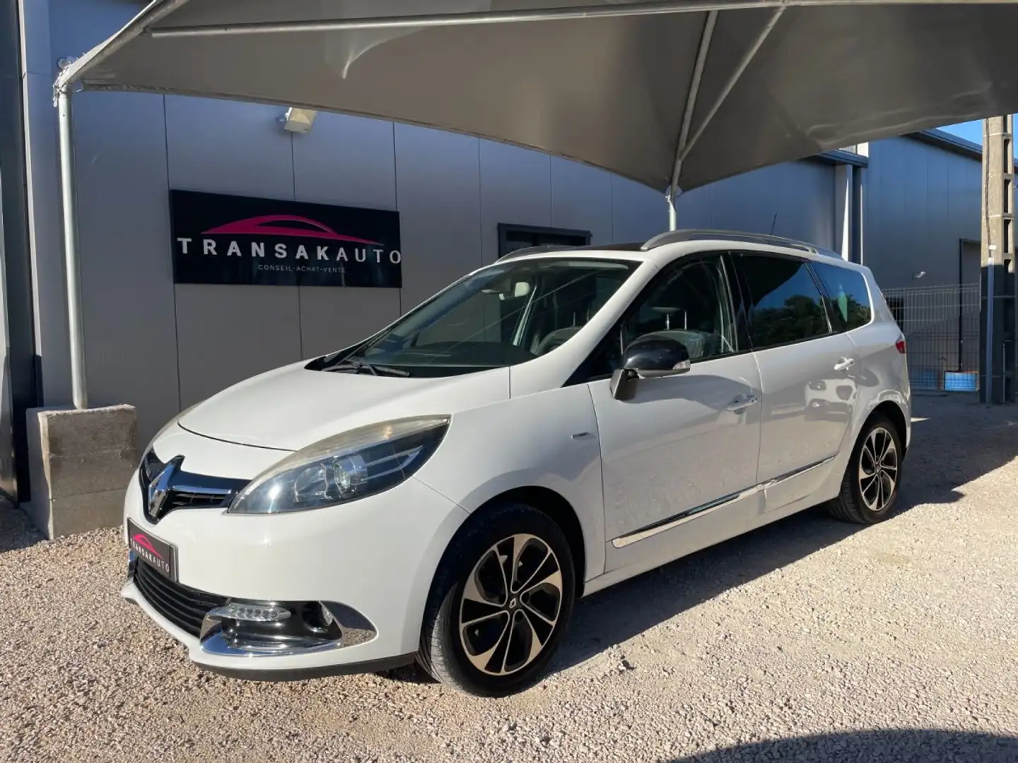 Renault Grand Scenic III 1.5 dCi 110 Energy FAP Eco2 Bose Edition 7 Places Fehér - 1