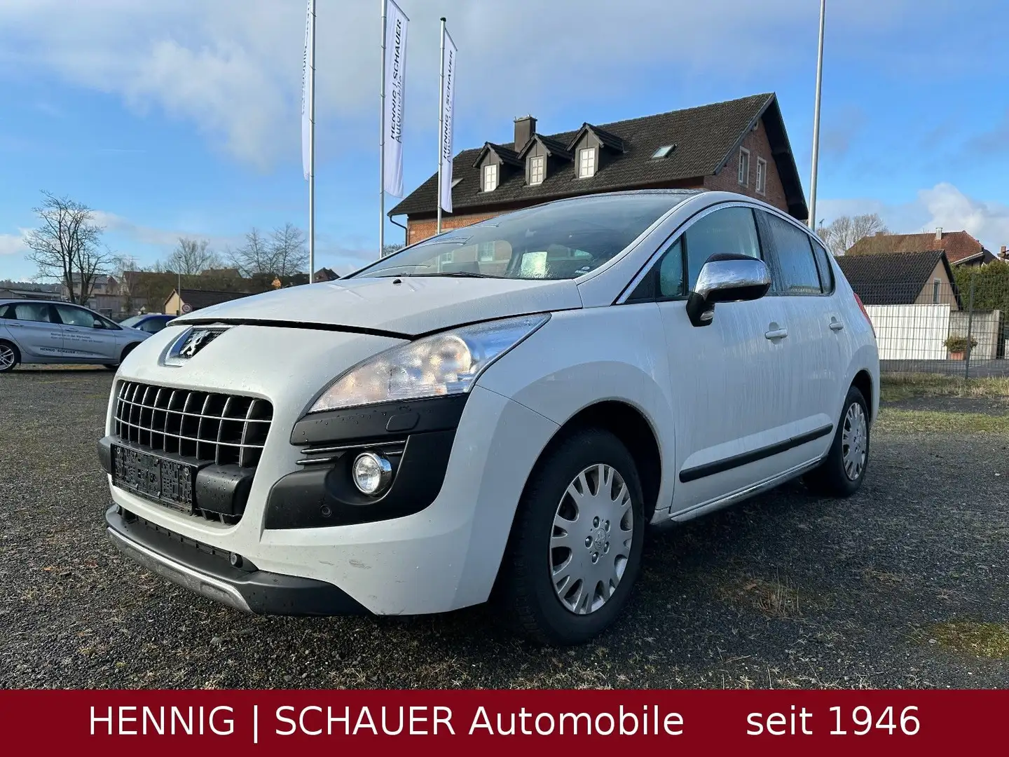 Peugeot 3008 Access HDi FAP 110 bijela - 1