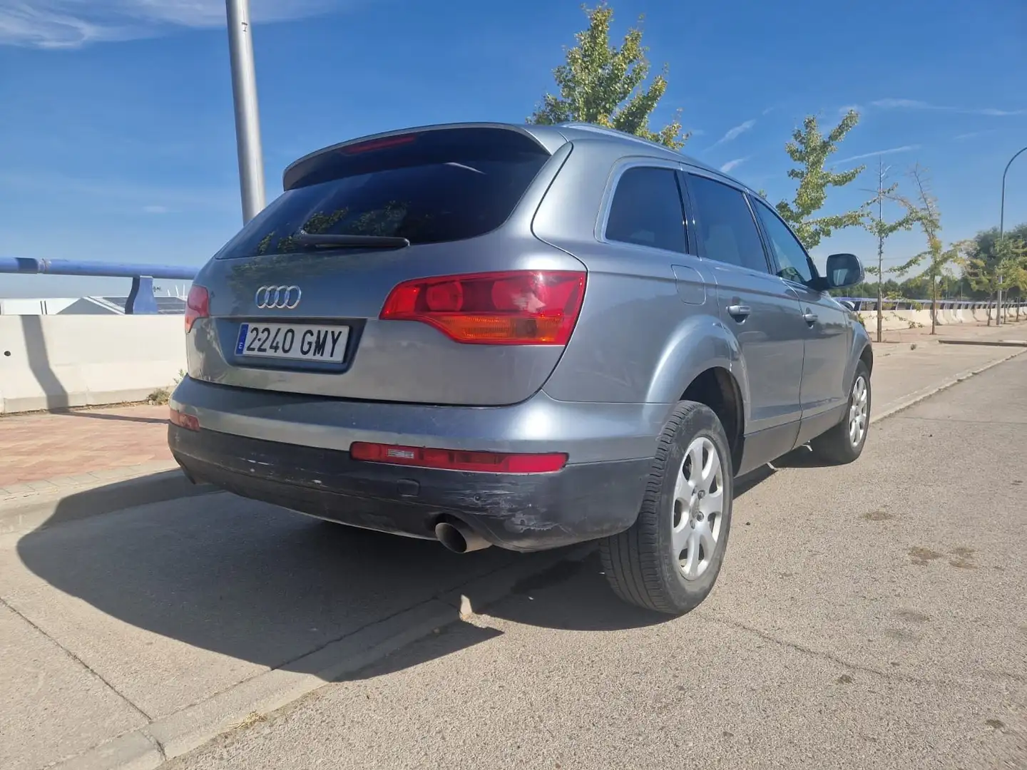 Audi Q7 Q7 3.0TDI quattro Tiptronic DPF Plateado - 2