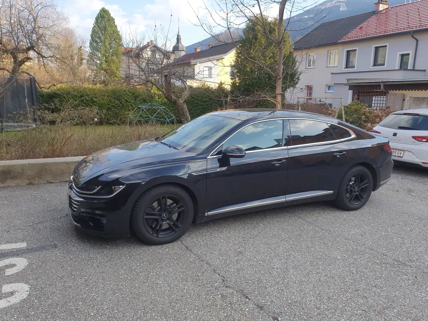 Volkswagen Arteon Arteon 2,0 TSI 4Motion R-Line DSG Schwarz - 1