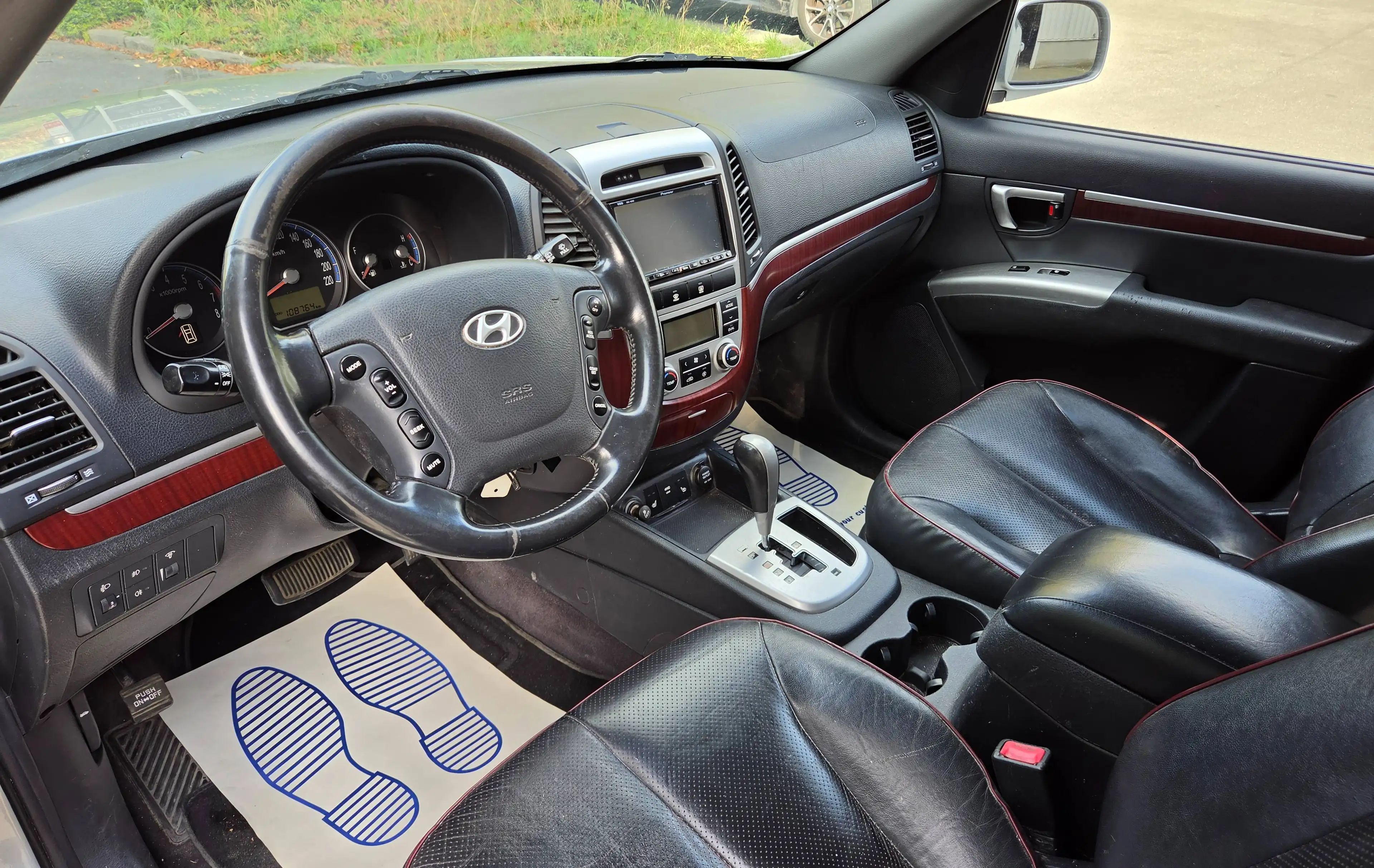 Hyundai SANTA FE Santa Fe 2.7i V6 4WD Executive 7pl. — photo 8