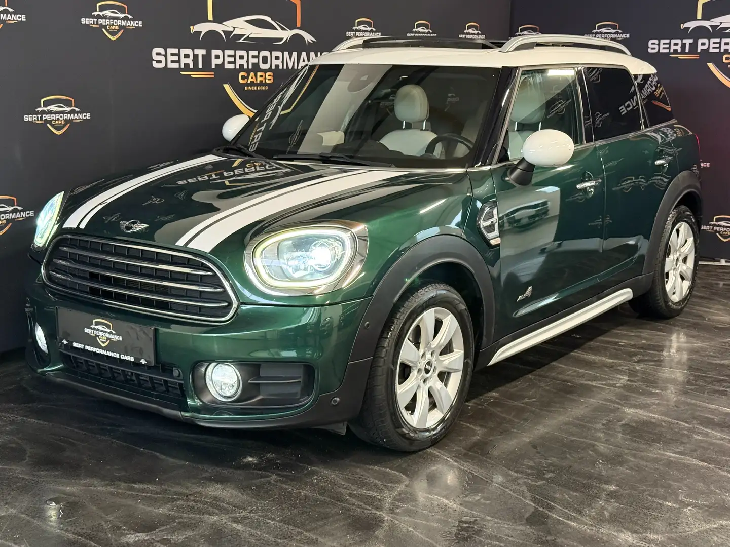 MINI Cooper D Countryman Cooper D All4 Groen - 1