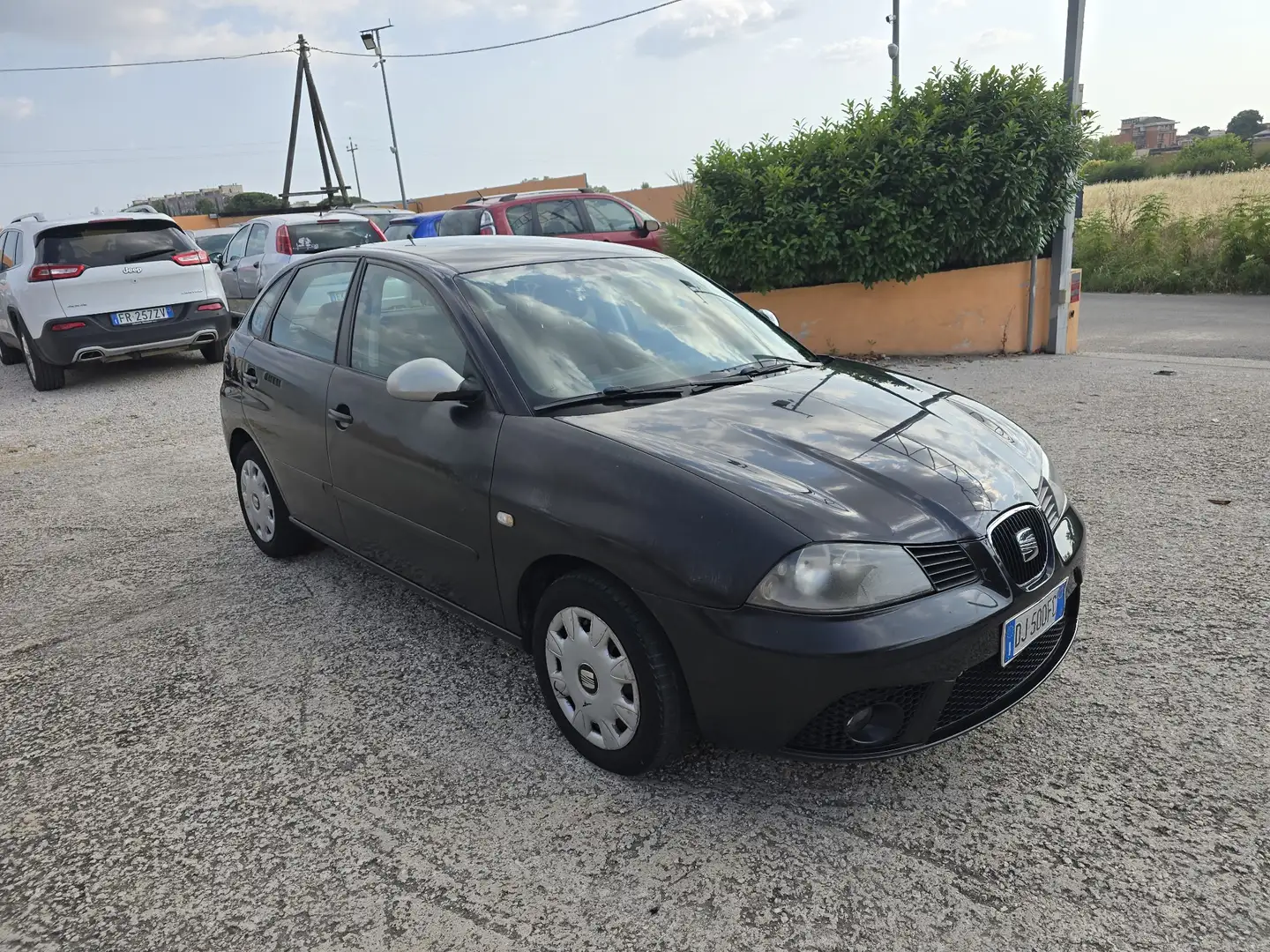 SEAT Ibiza Ibiza 5p 1.4 16v PER NEOPATENTATO GPL FINO 2032 Nero - 1