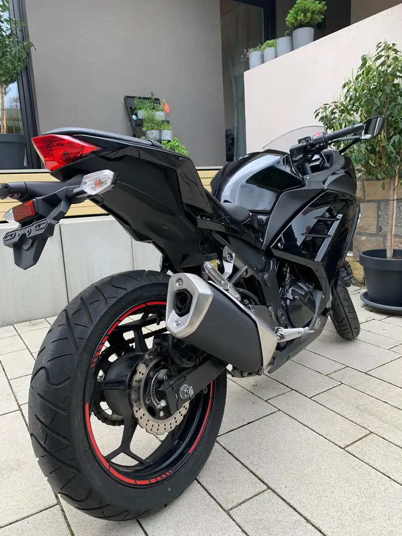 Kawasaki Ninja 300 Fekete - 1