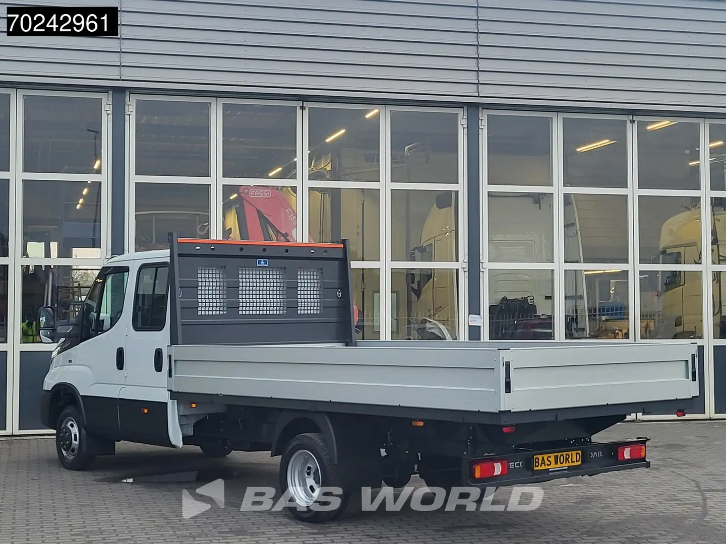 Iveco Daily 35C18 3.0 180PK Nwe model 2025 Dubbel Cabine Open Wit - 2