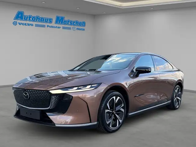 Mazda 6 Takumi HUD Panorama Navi 360Kamera Klimasitze Digi