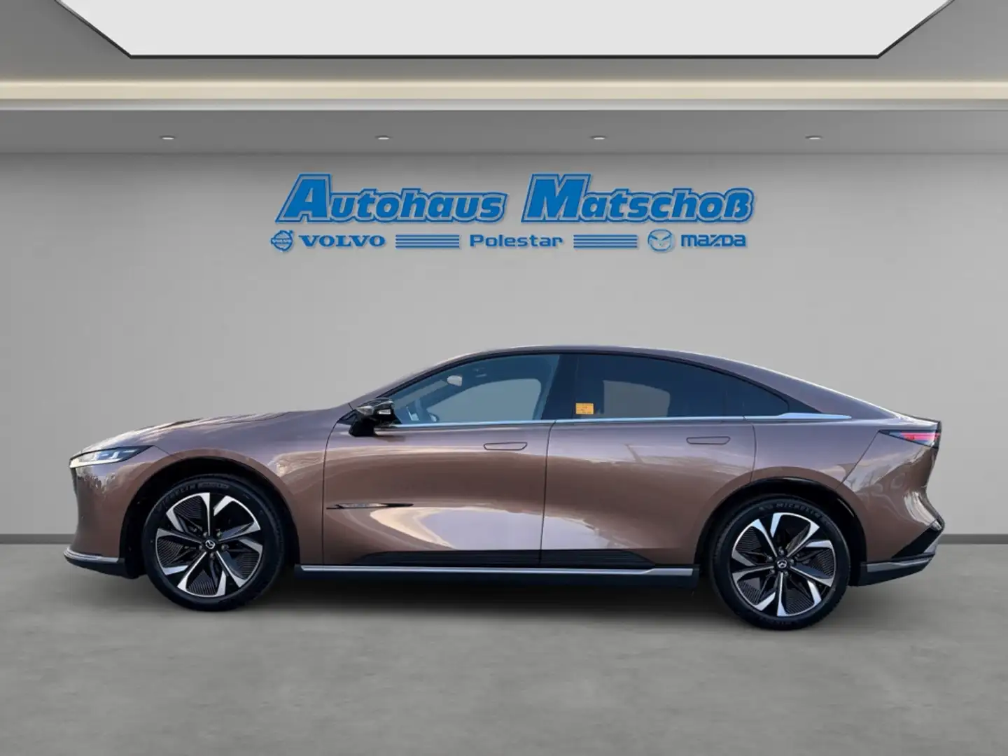 Mazda 6 Takumi HUD Panorama Navi 360Kamera Klimasitze Digi Bronze - 2