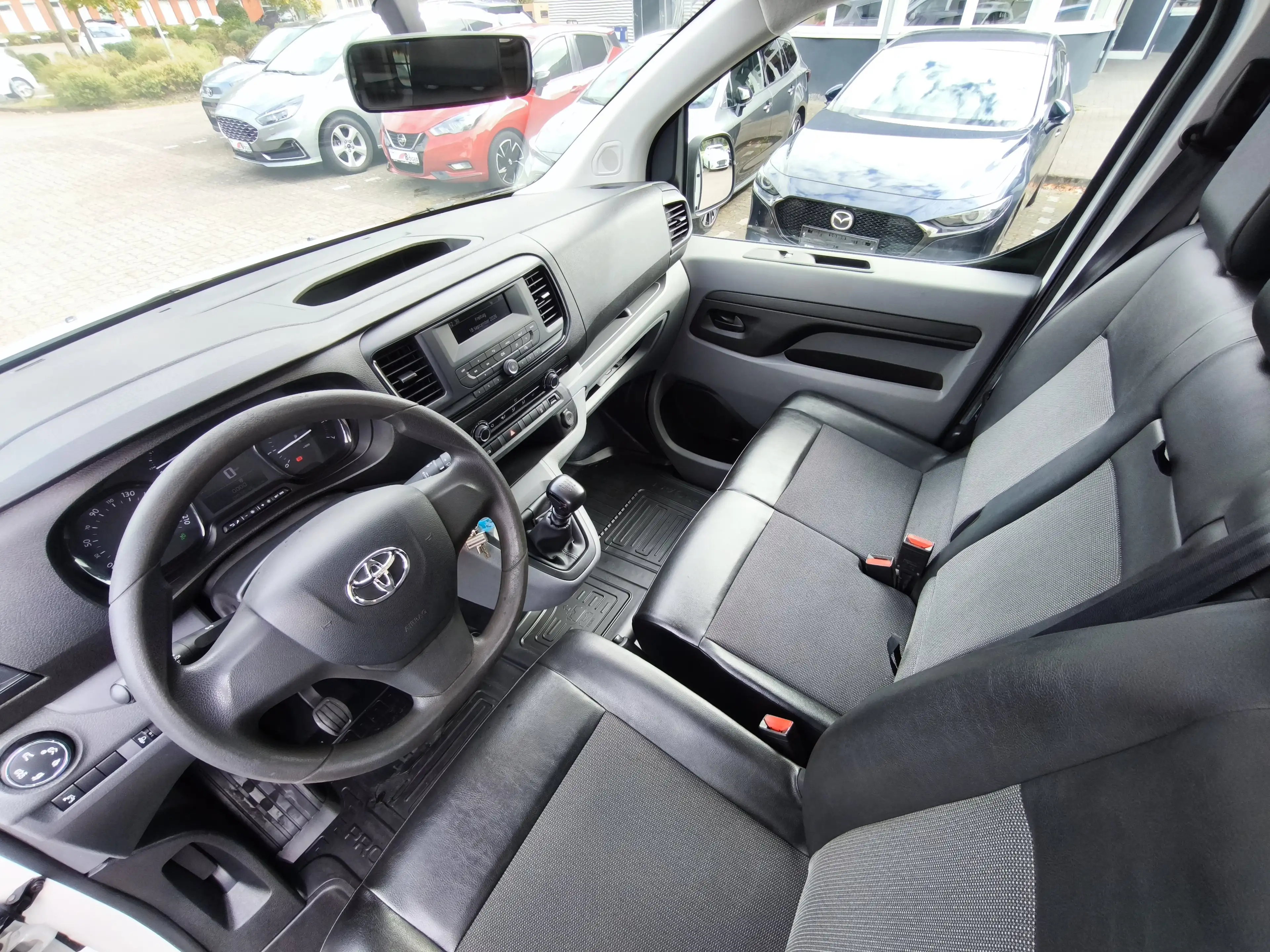 Toyota Proace 1,6 D4D L1 Kasten Meister *Klima*PDC — photo 15