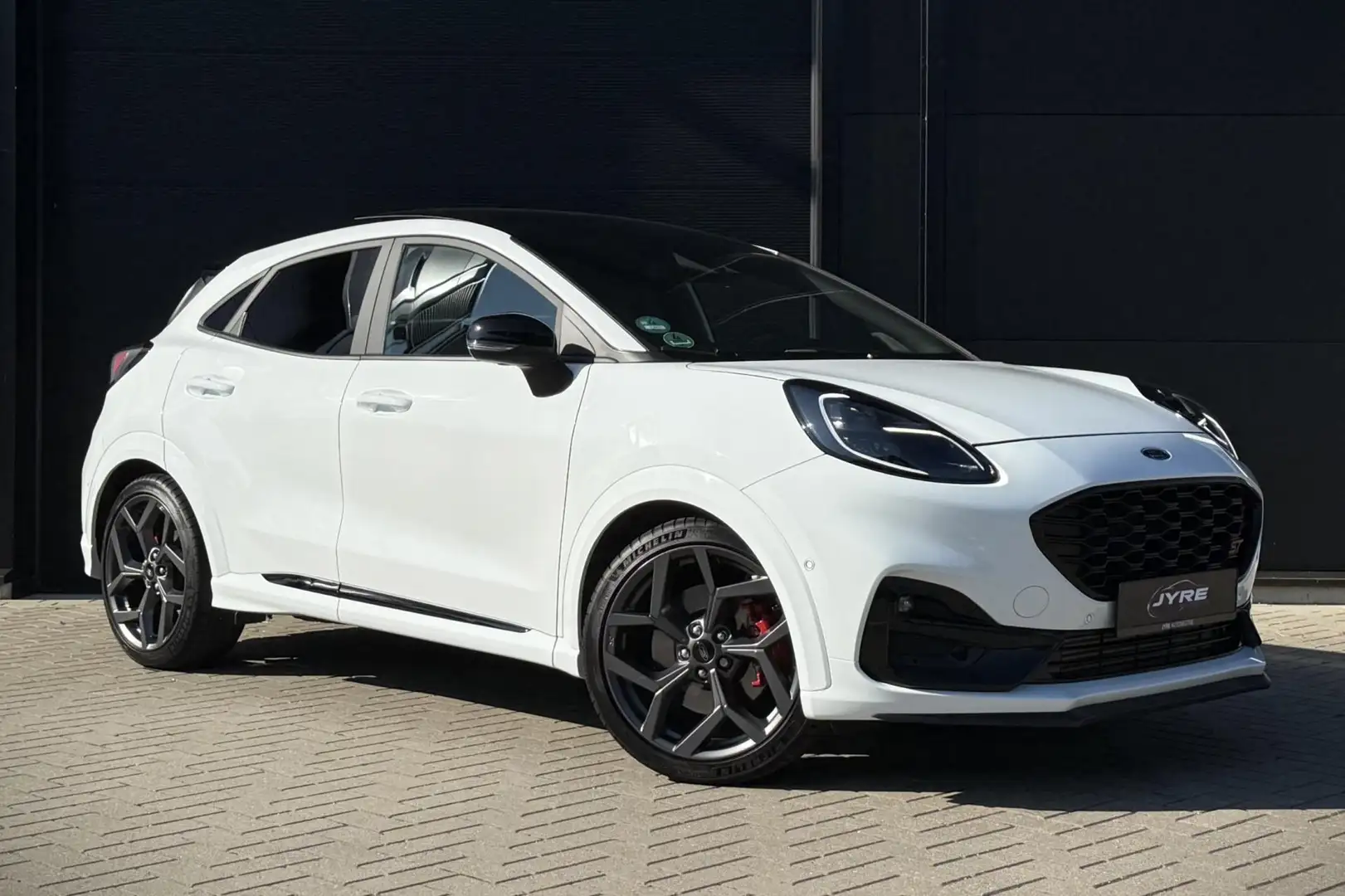 Ford Puma 1.5 EcoBoost ST-X, 200 PK, Performance Pack, Pano, Wit - 2