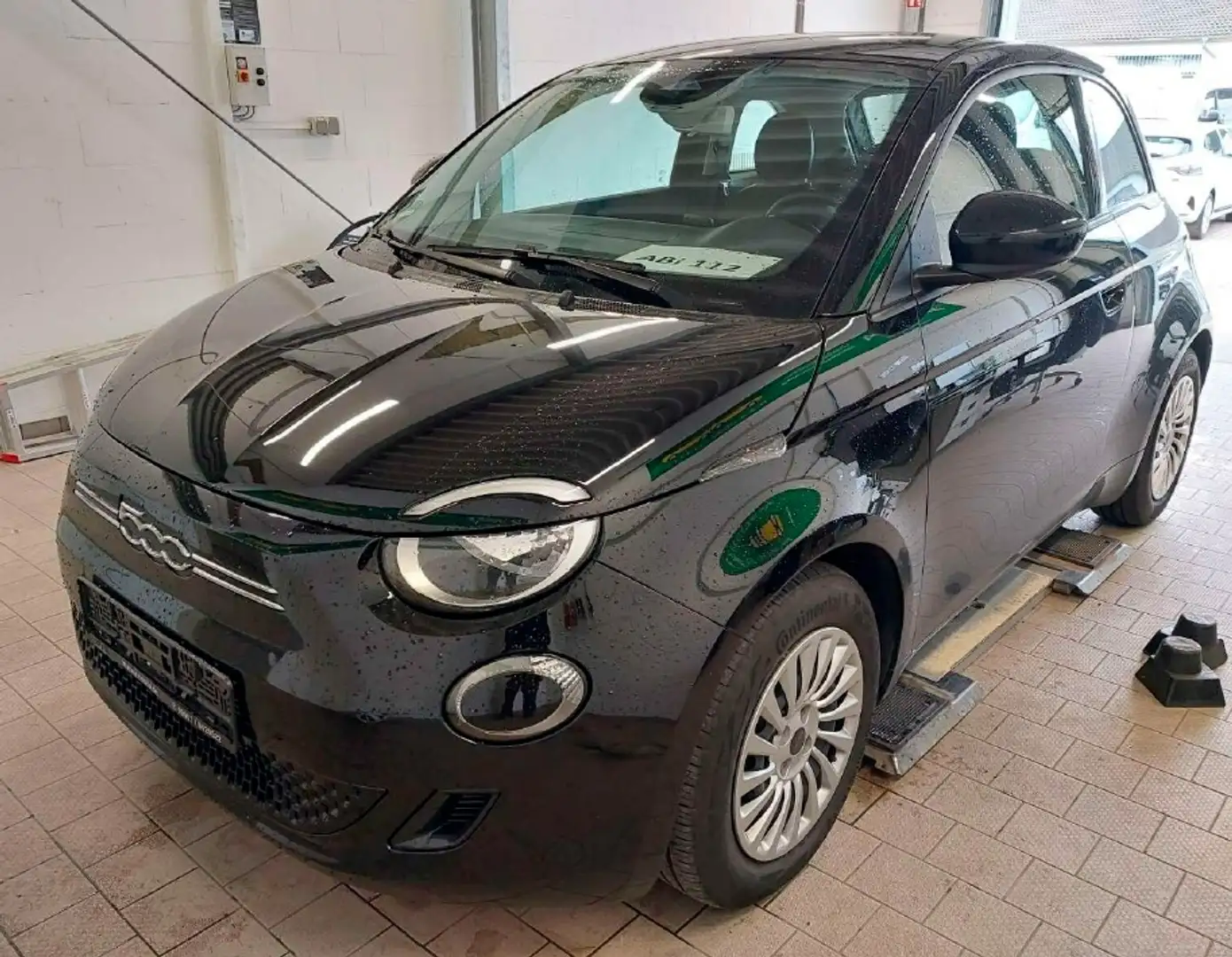 Fiat 500e Action 95PS 23.8KWh  Klima - PDC Schwarz - 1