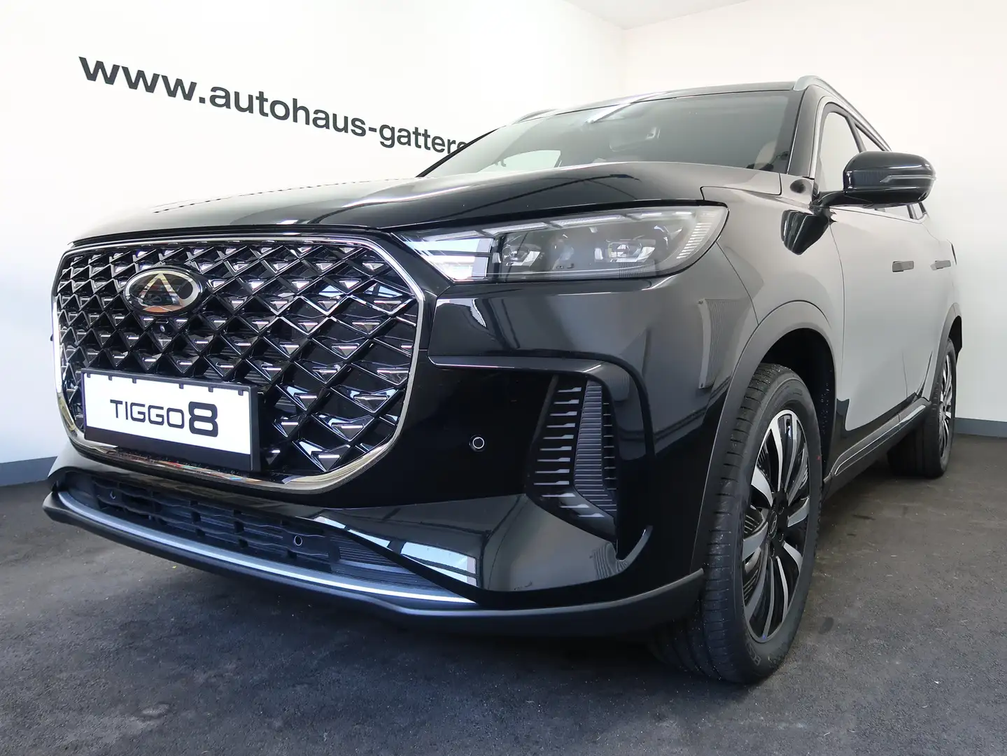 Chery Tiggo Tiggo8 PHEV Unique  7-Sitzer Schwarz - 2