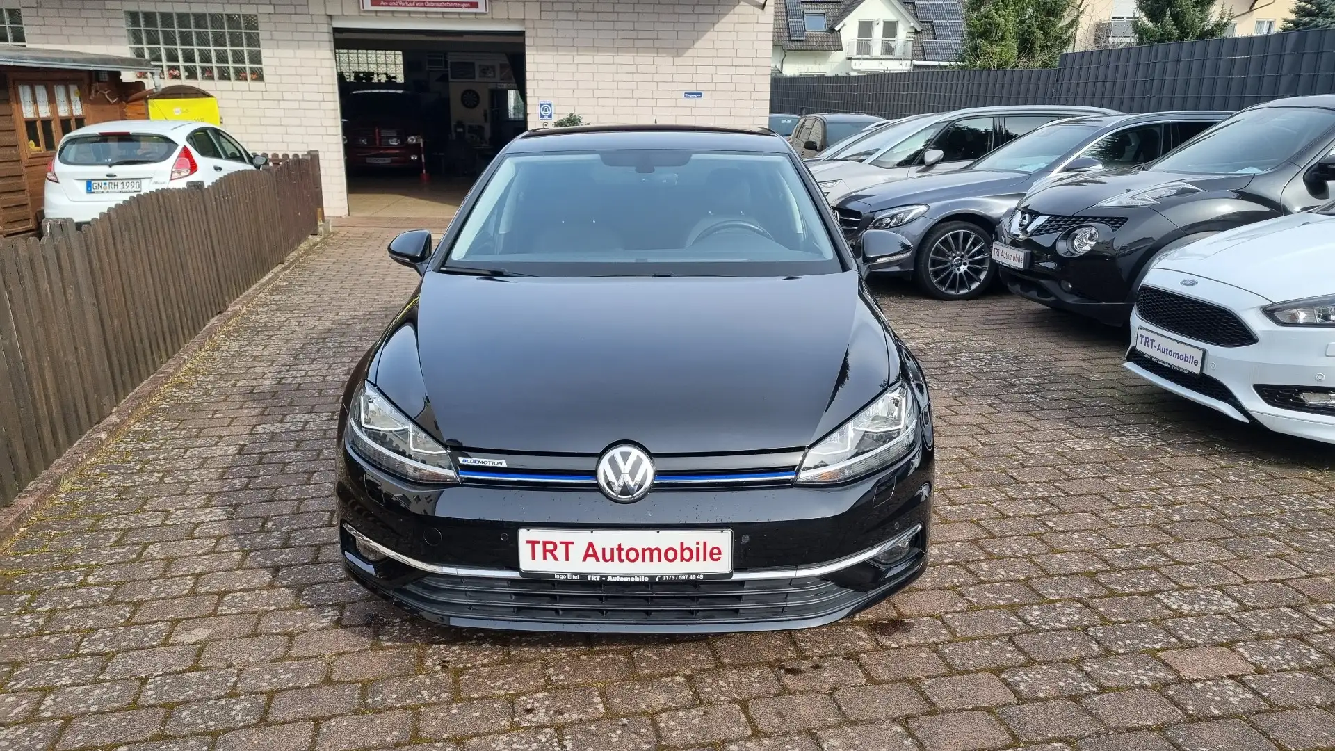 Volkswagen Golf Comfortline BlueMotion Top Ausstattung Navi Automa Noir - 2