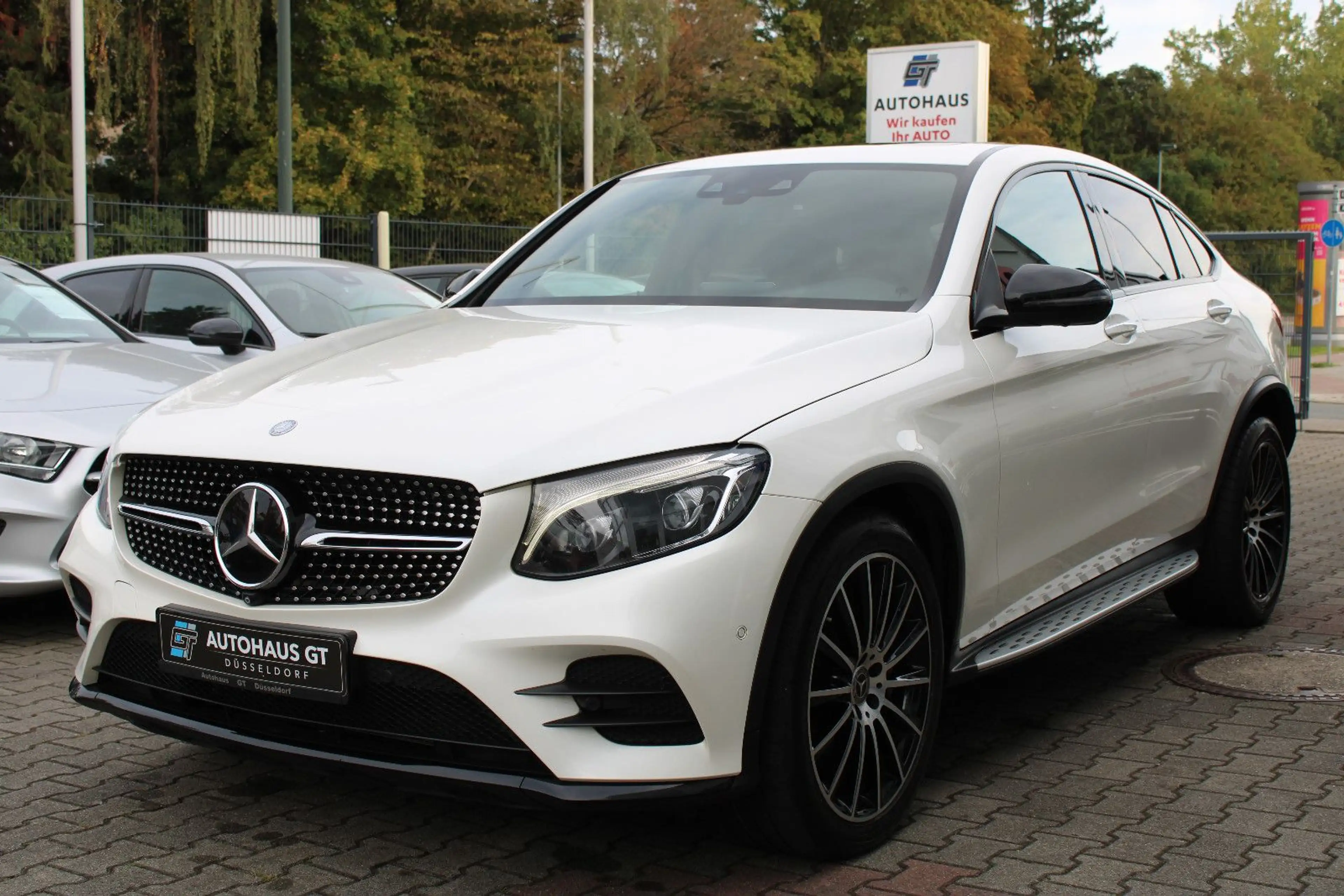 Mercedes-Benz GLC 350 d 4M/AMG/Glasd/Distr/Burm/Standh/360°/AHK — photo 6