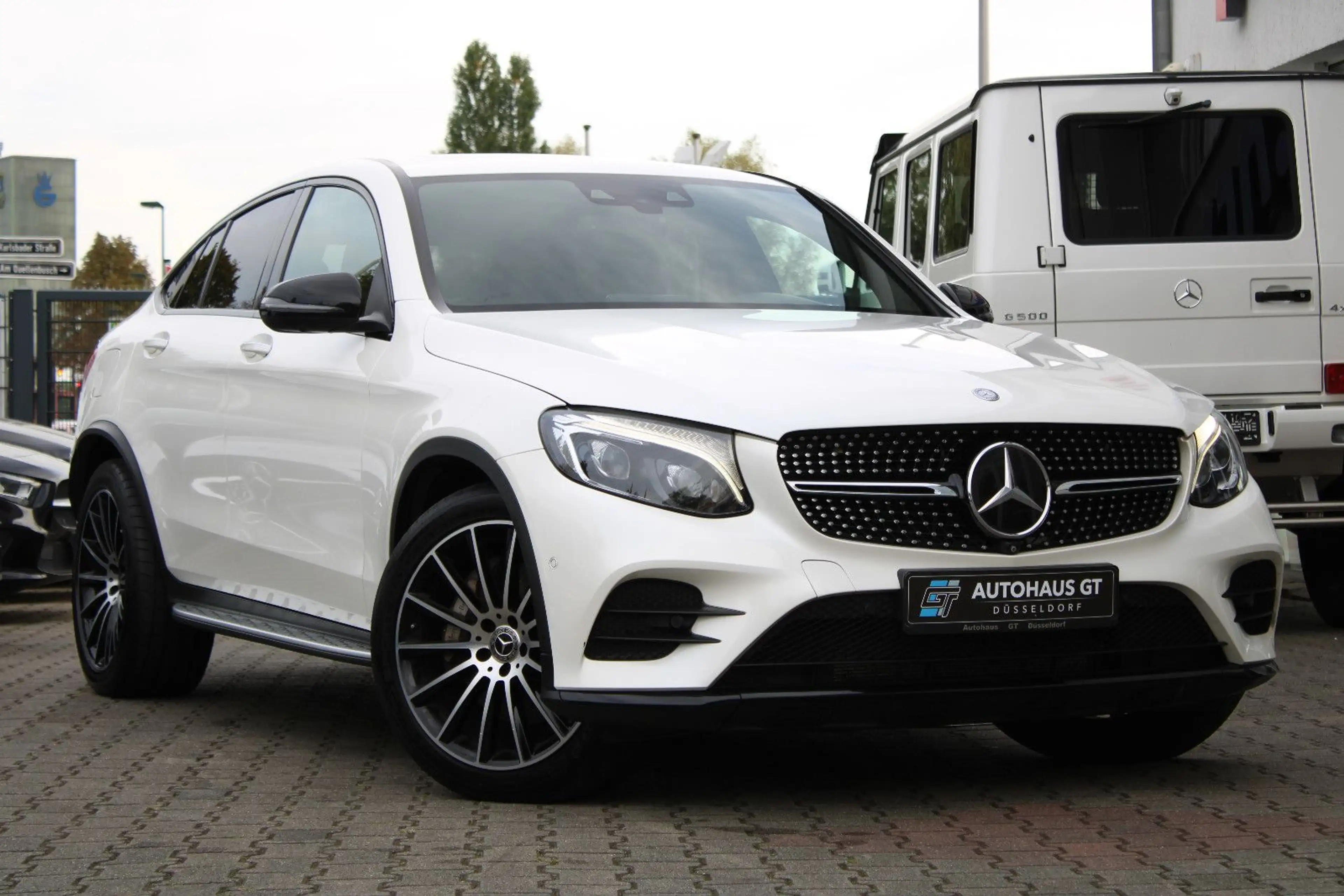 Mercedes-Benz GLC 350 d 4M/AMG/Glasd/Distr/Burm/Standh/360°/AHK