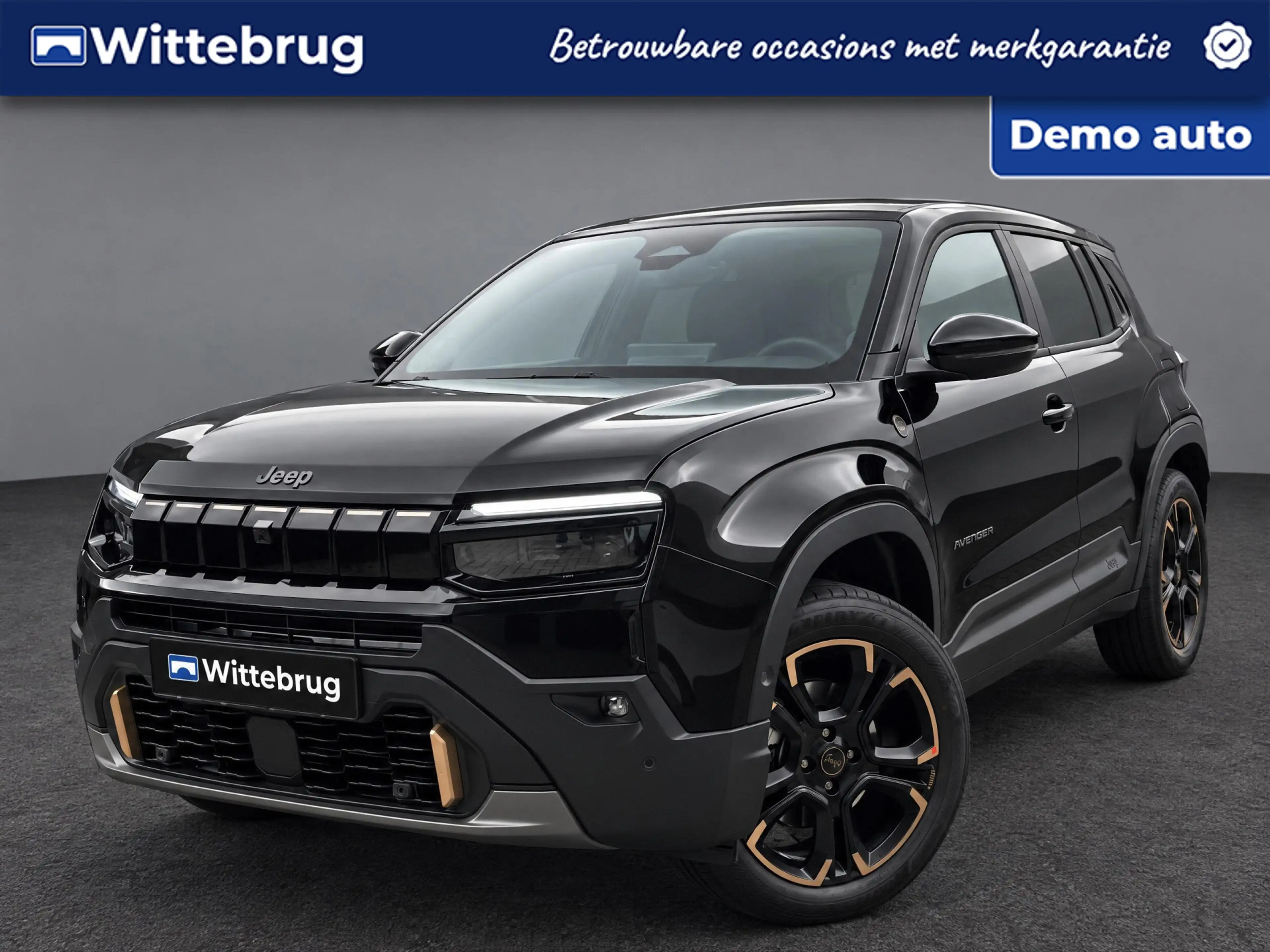 Jeep Avenger 85th Anniversary 54 kWh DEMO VOERTUIG !!!