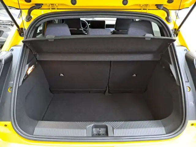Renault Megane E-Tech view 9