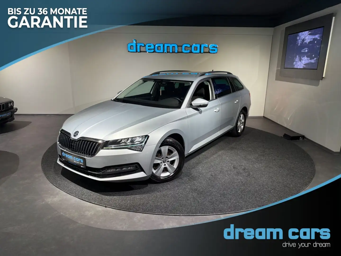 Skoda Superb 2.0 TDI Ambition / Rückfahrkamera / AHK / Tempom Silber - 1