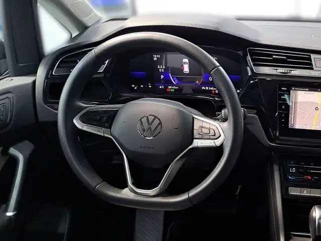 Volkswagen Touran view 11